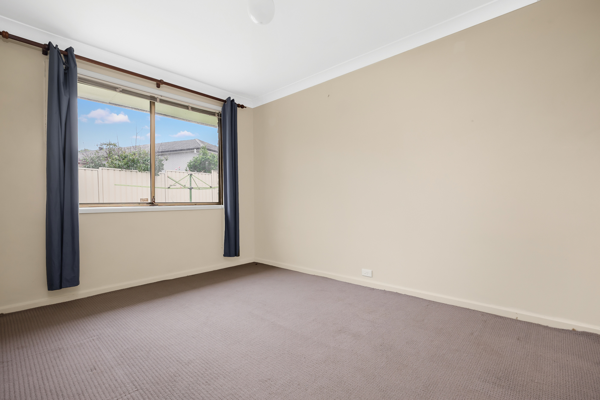 2 Ainsworth Crescent, Wetherill Park, NSW 2164 - Image 10