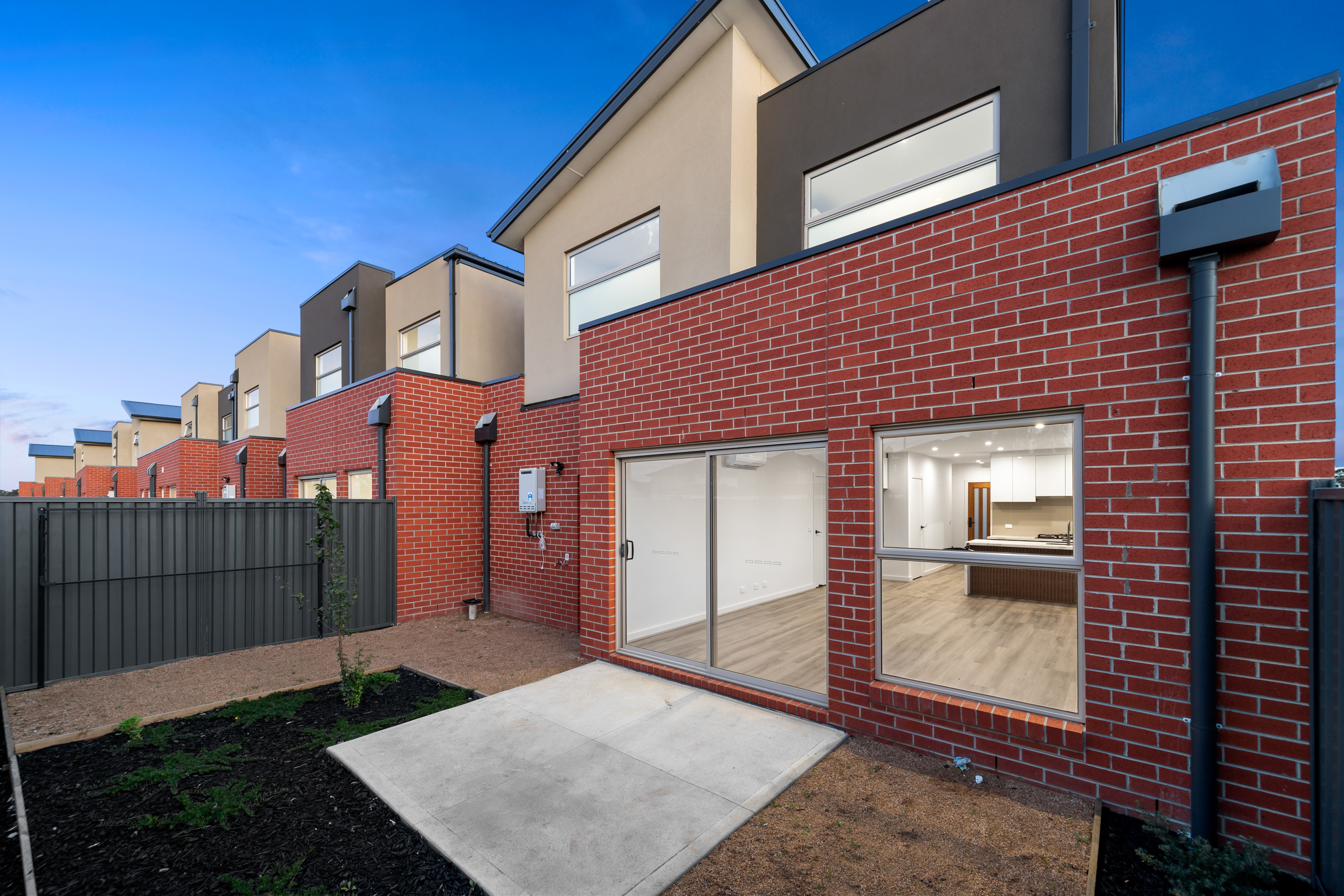 3-bedroom unit at 17 Tiger Way, Officer, VIC 3809, Cardinia, Victoria