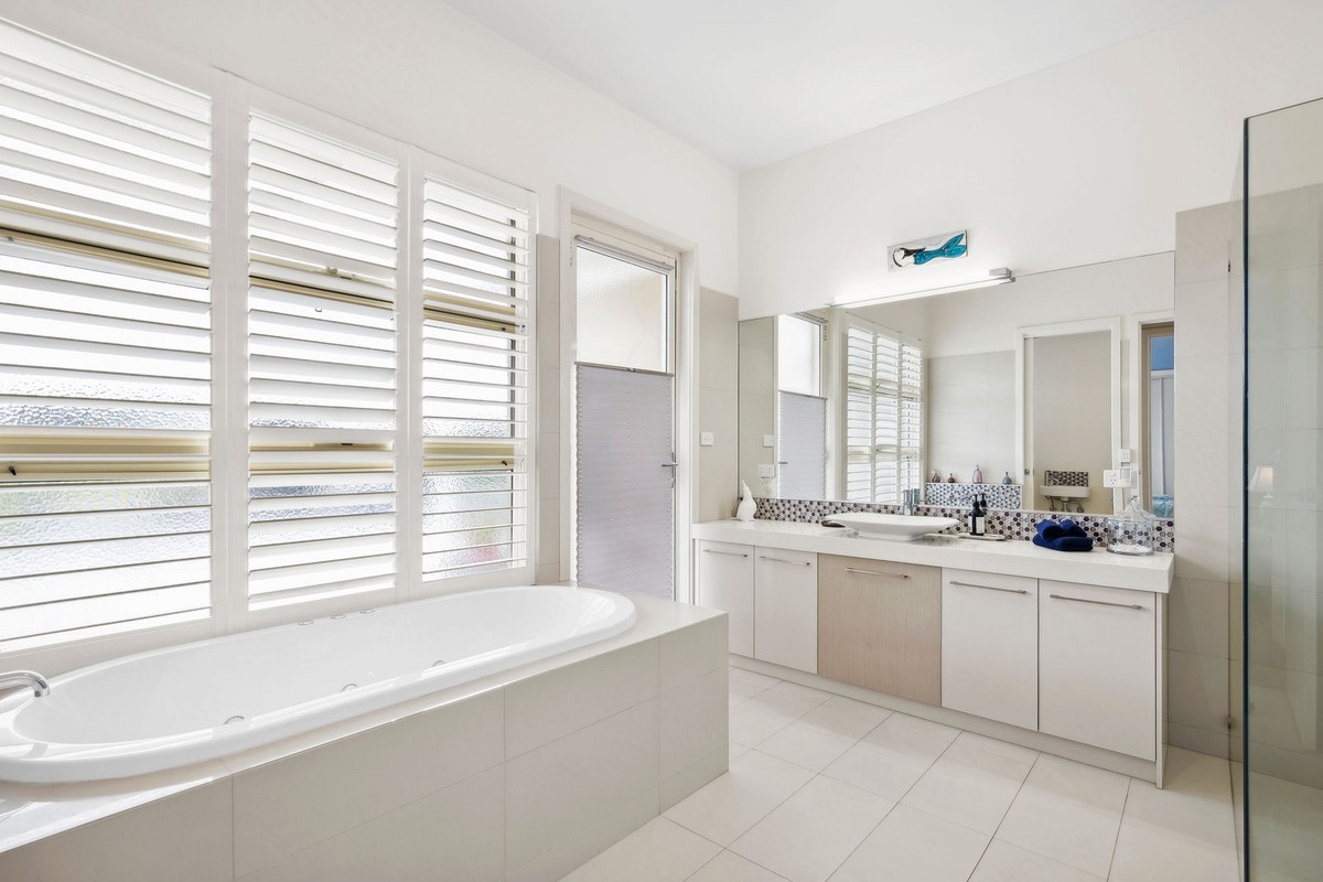 4-bedroom house at 125 Larcombes Road, Modewarre, VIC 3240, Surf Coast, Victoria