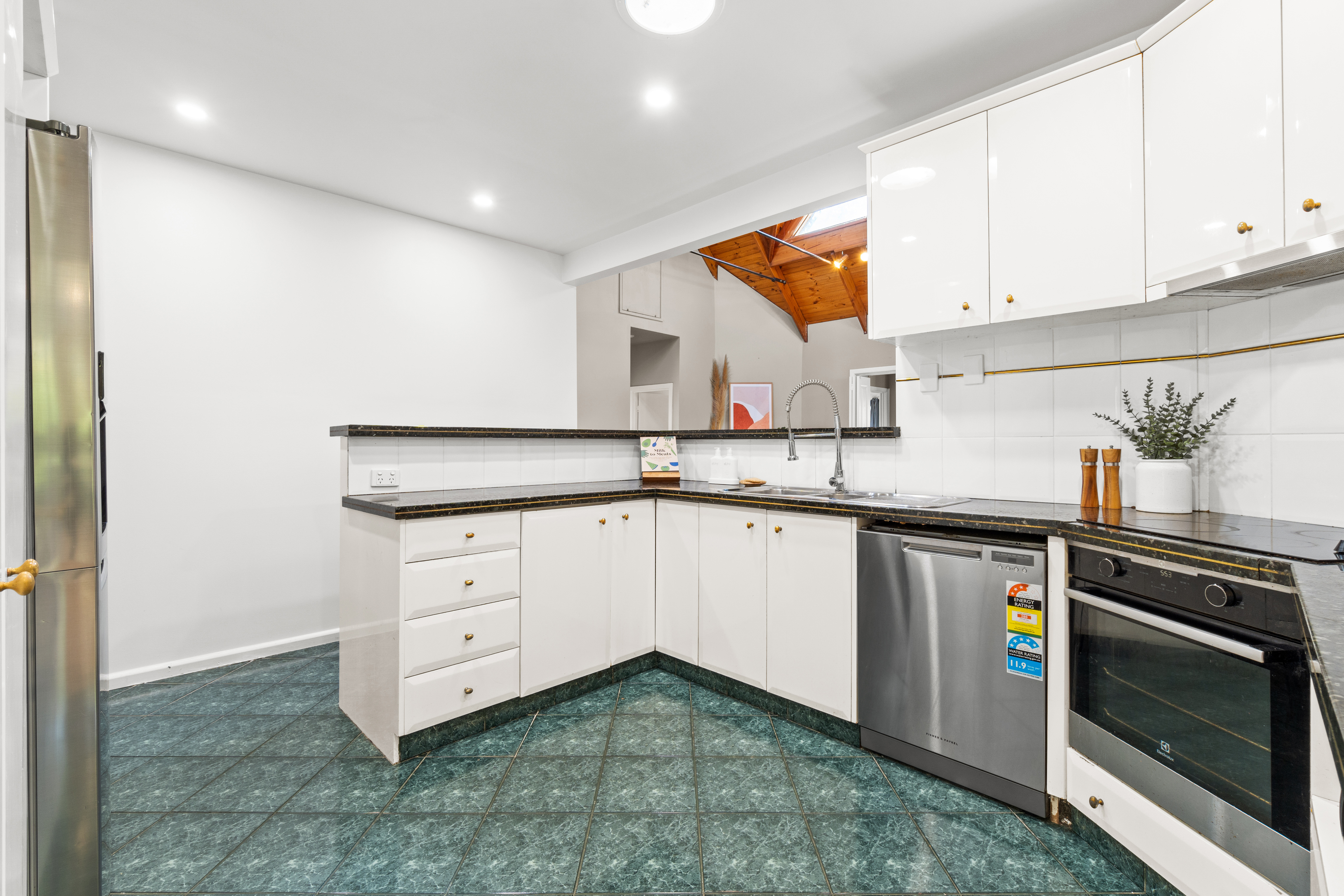 4-bedroom house at 49B Hampton Court, Longford, VIC 3851, Wellington, Victoria