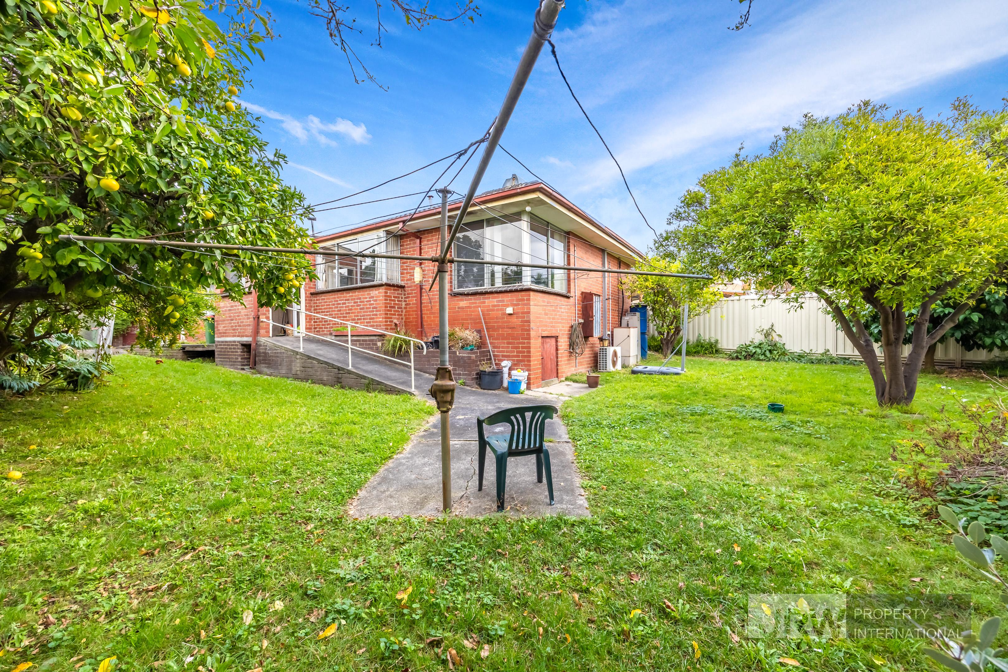 33 IRELAND AVENUE, Wantirna South VIC 3152 - Image 7