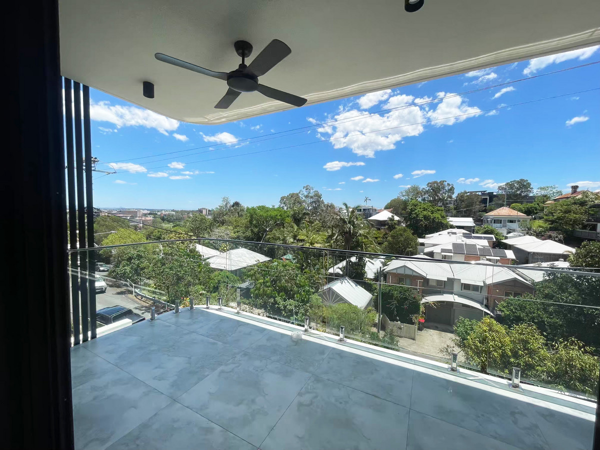 3-bedroom unit at 5/10 Chester Street, Highgate Hill, QLD 4101, Brisbane, Queensland