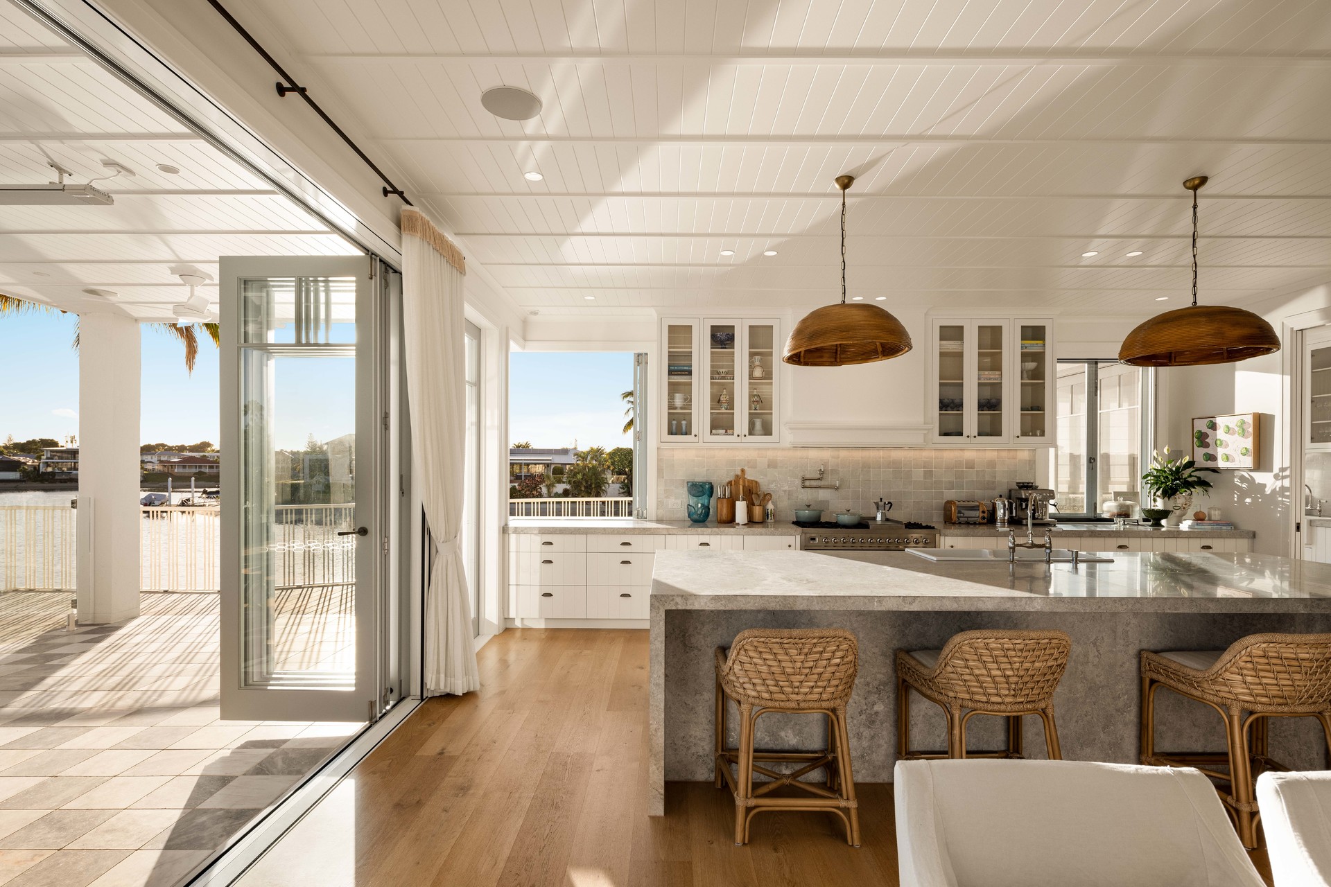 5 LA FRANCE Court, Mermaid Waters, QLD 4218 - Image 9