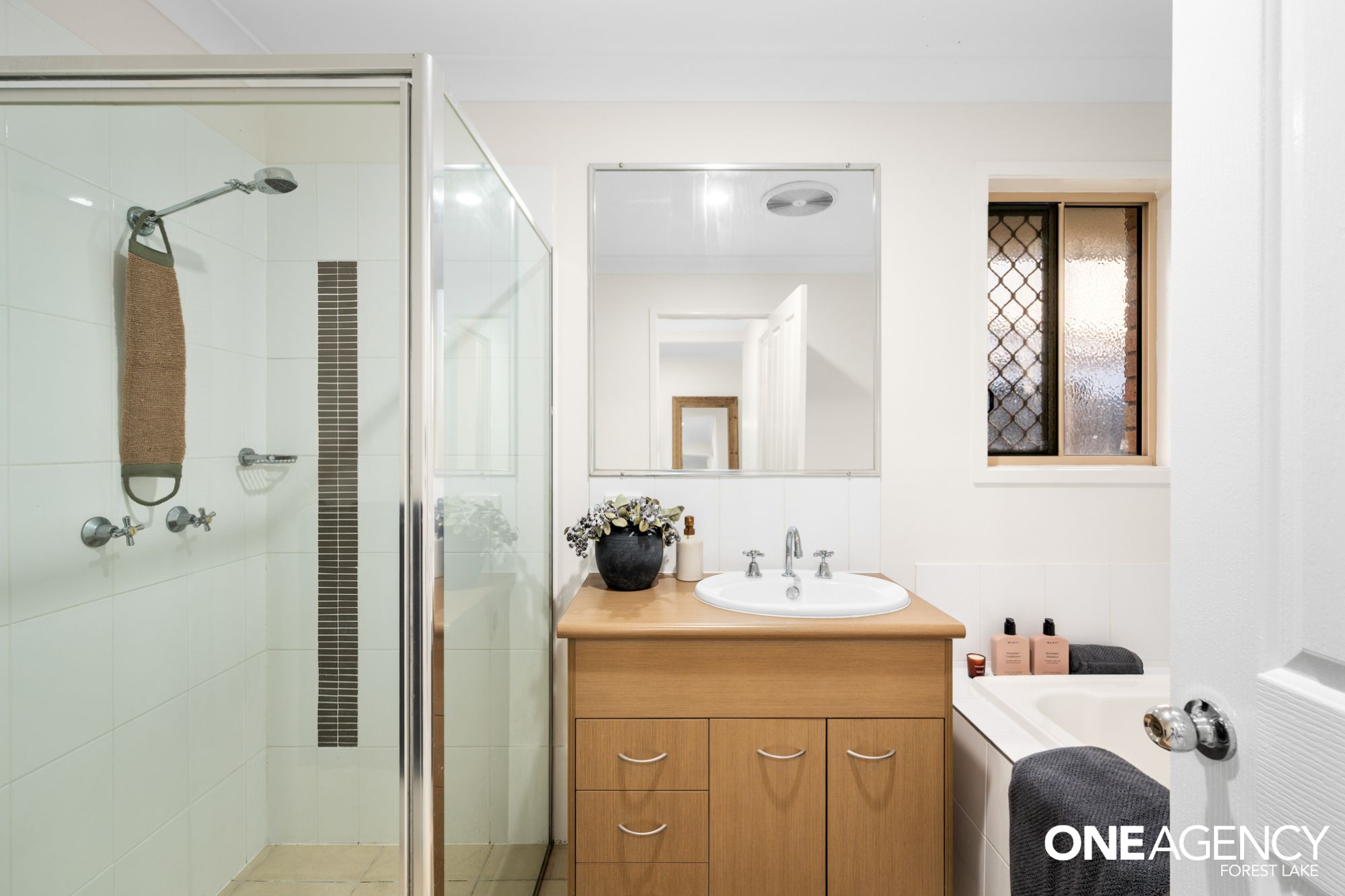 4-bedroom house at 11 Equinox Street, Berrinba, QLD 4117, Logan, Queensland