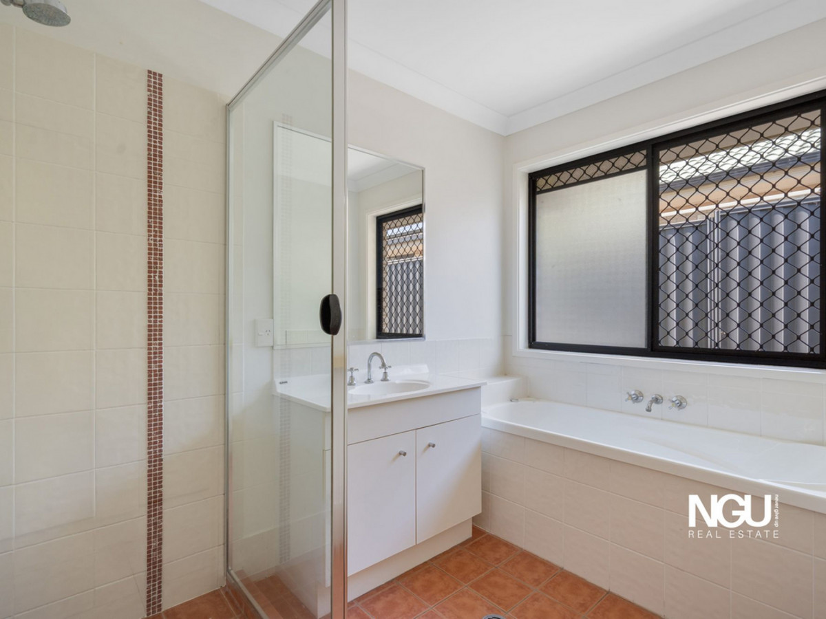 99 Currajong Place, Brassall, QLD 4305 - Image 10
