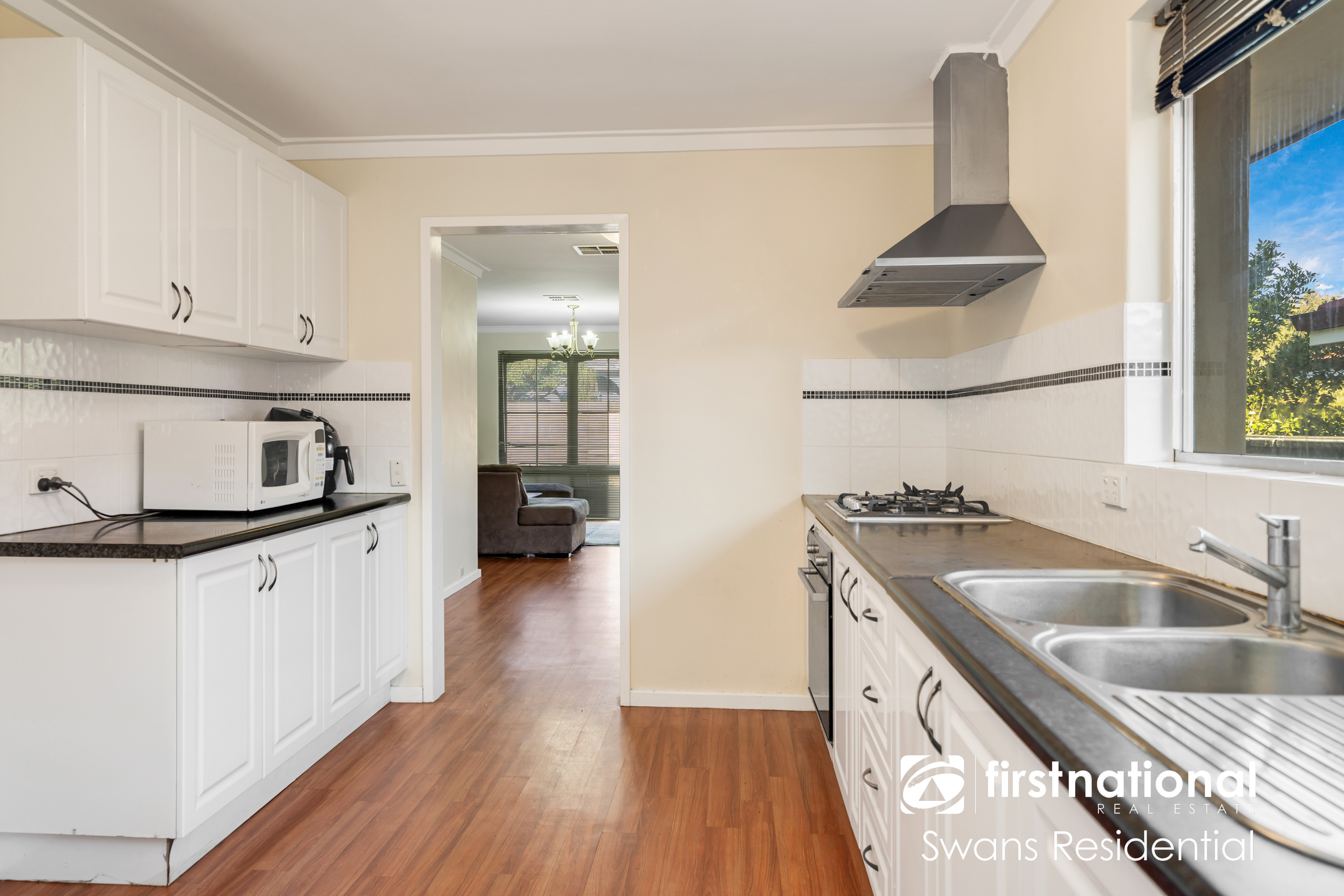 36 ABBOTT WAY, Swan View WA 6056 - Image 7