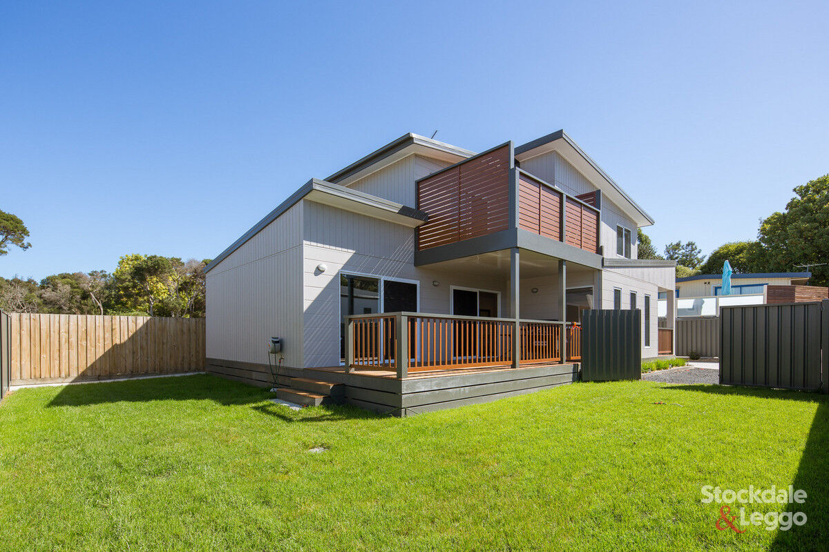 3-bedroom unit at 2 29 STEELE STREET, COWES VIC 3922, Bass Coast, Victoria
