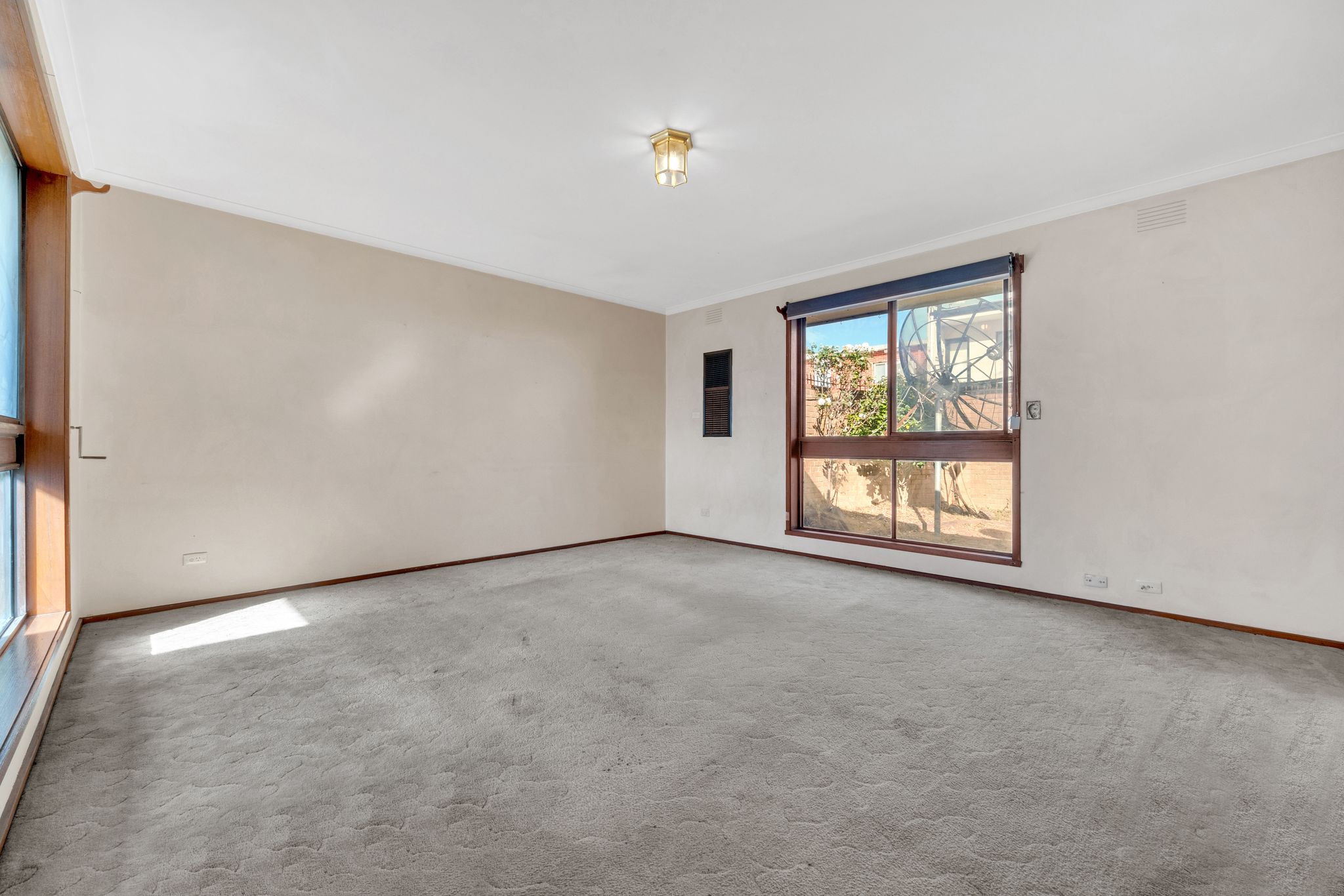 2 1389 HEATHERTON ROAD, DANDENONG NORTH VIC 3175 - Image 3