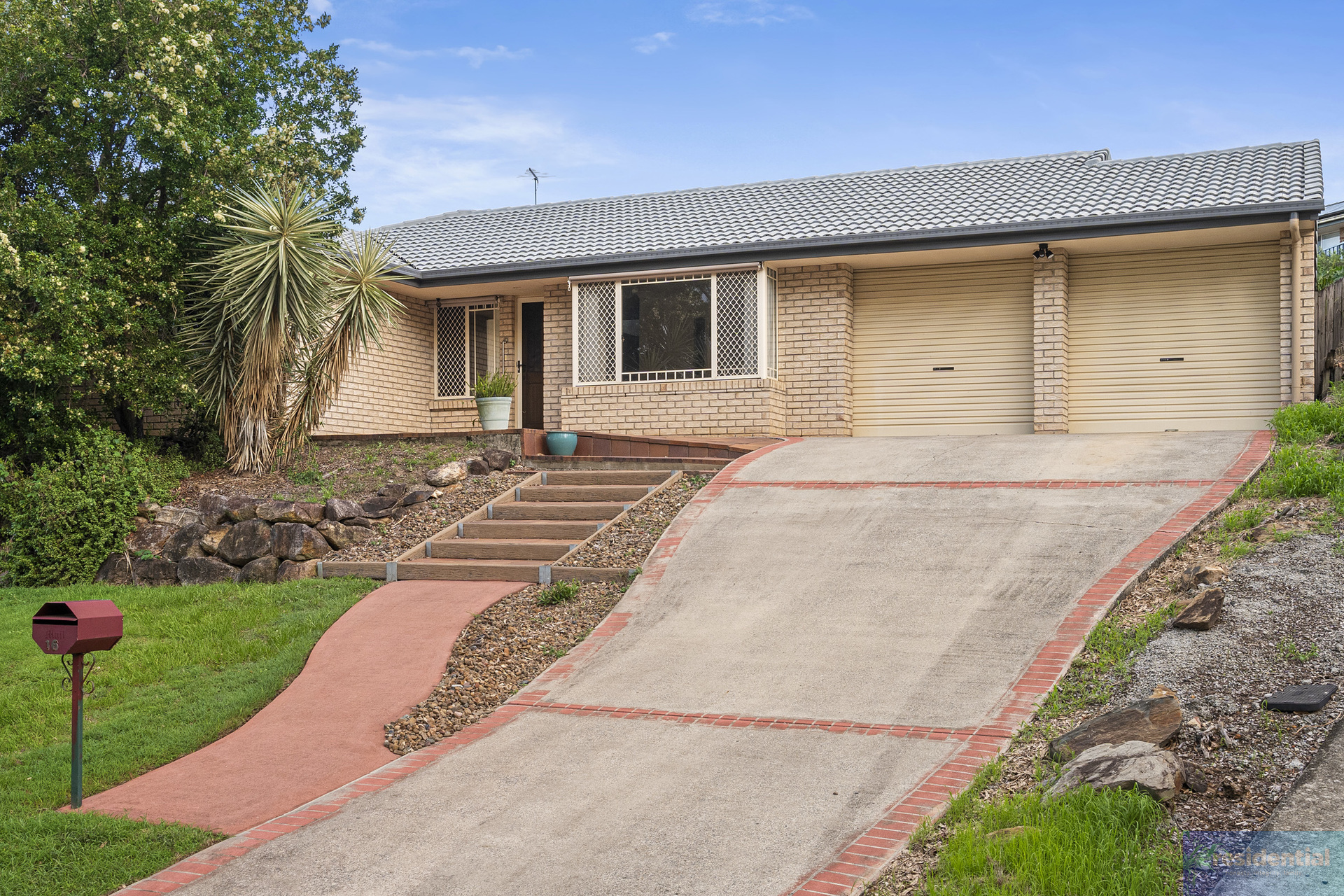 16 Mulligan Way, Edens Landing, QLD 4207 - Image 1