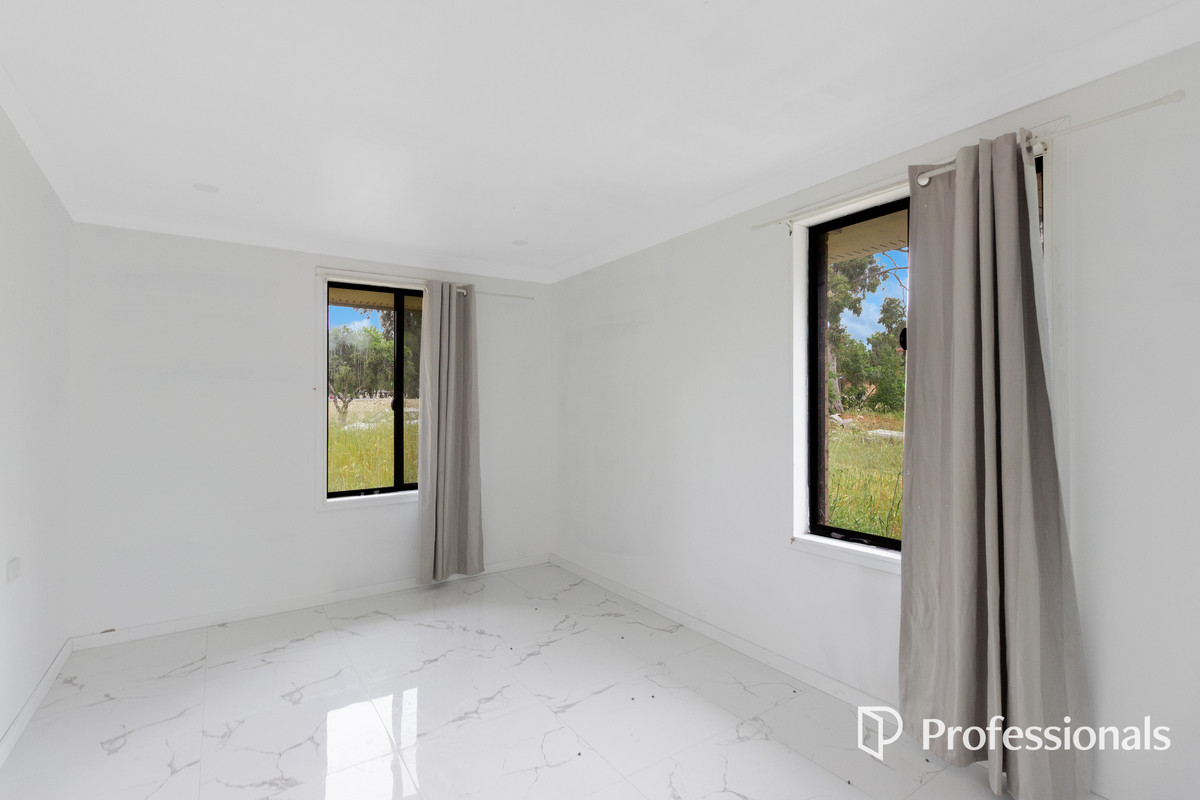32 CALLAGHAN STREET, Ashmont NSW 2650 - Image 5