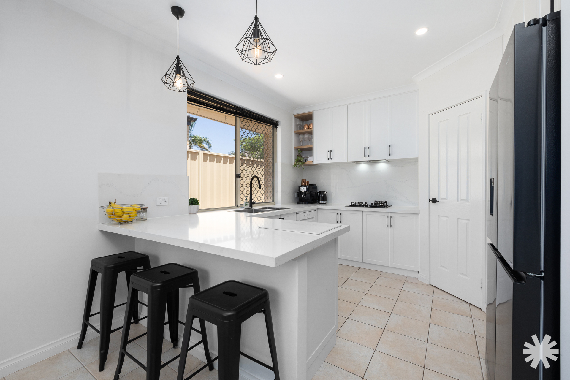 2/110 Bessell Avenue, Como, WA 6152 - Image 8