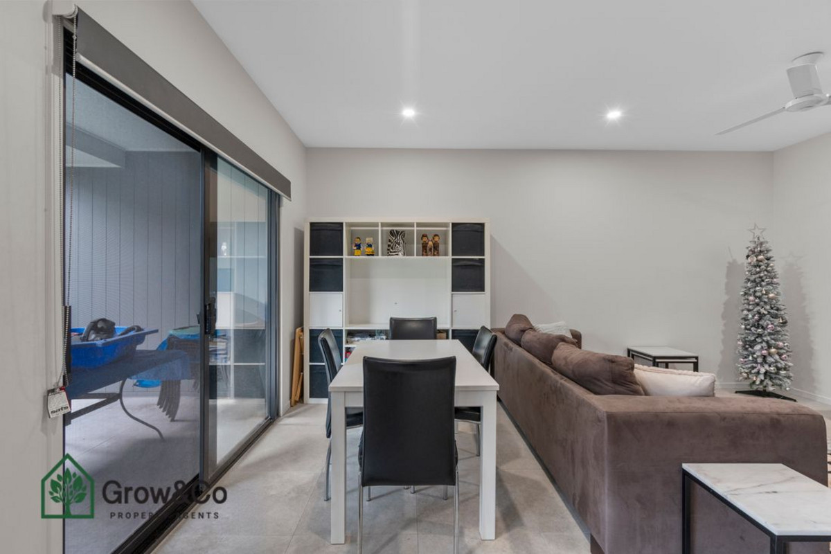 4-bedroom unit at 36/38 Creekside Terrace, Albany Creek, QLD 4035, Moreton Bay, Queensland