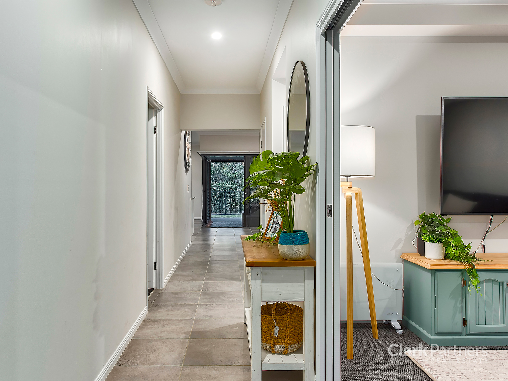 113 KINGFISHER DRIVE, Upper Kedron QLD 4055 - Image 5