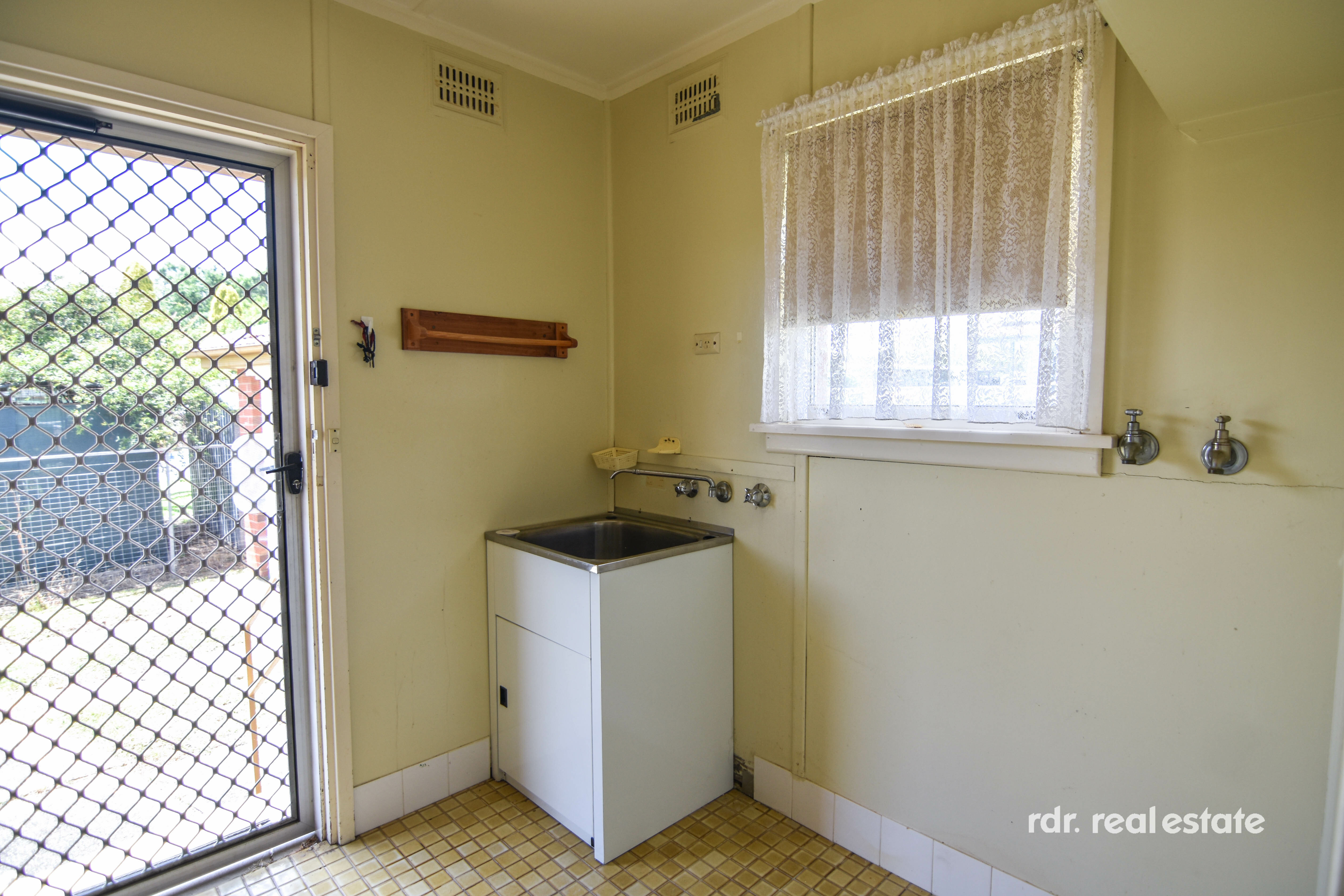 58 Wynne Street, Inverell, NSW 2360 - Image 5