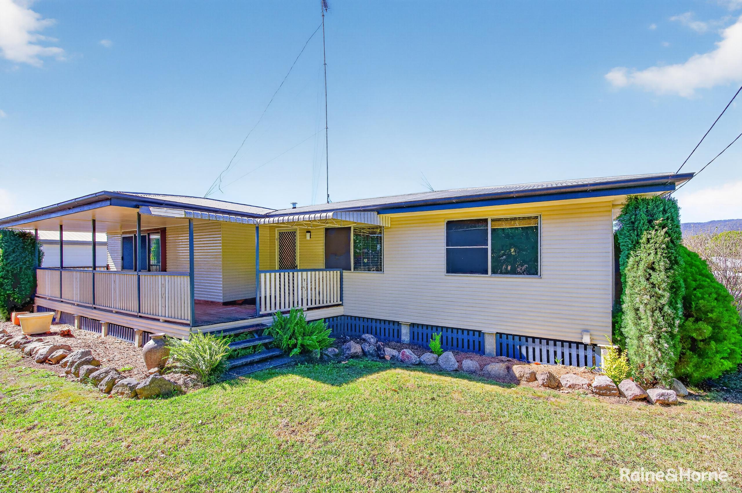 3-bedroom house at 19 CEDAR STREET, Killarney QLD 4373, Southern Downs, Queensland