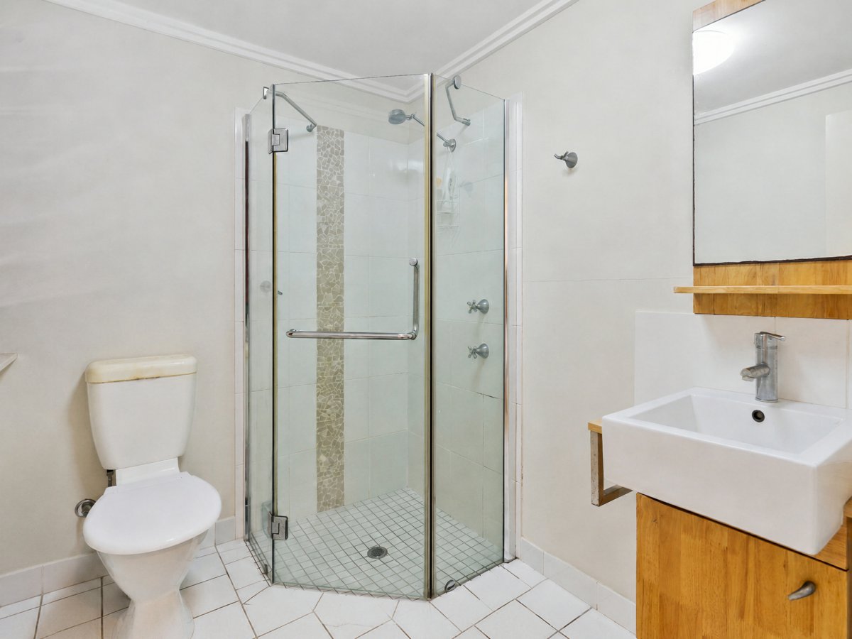 2007 40-42 CLIFTON ROAD, CLIFTON BEACH QLD 4879 - Image 8