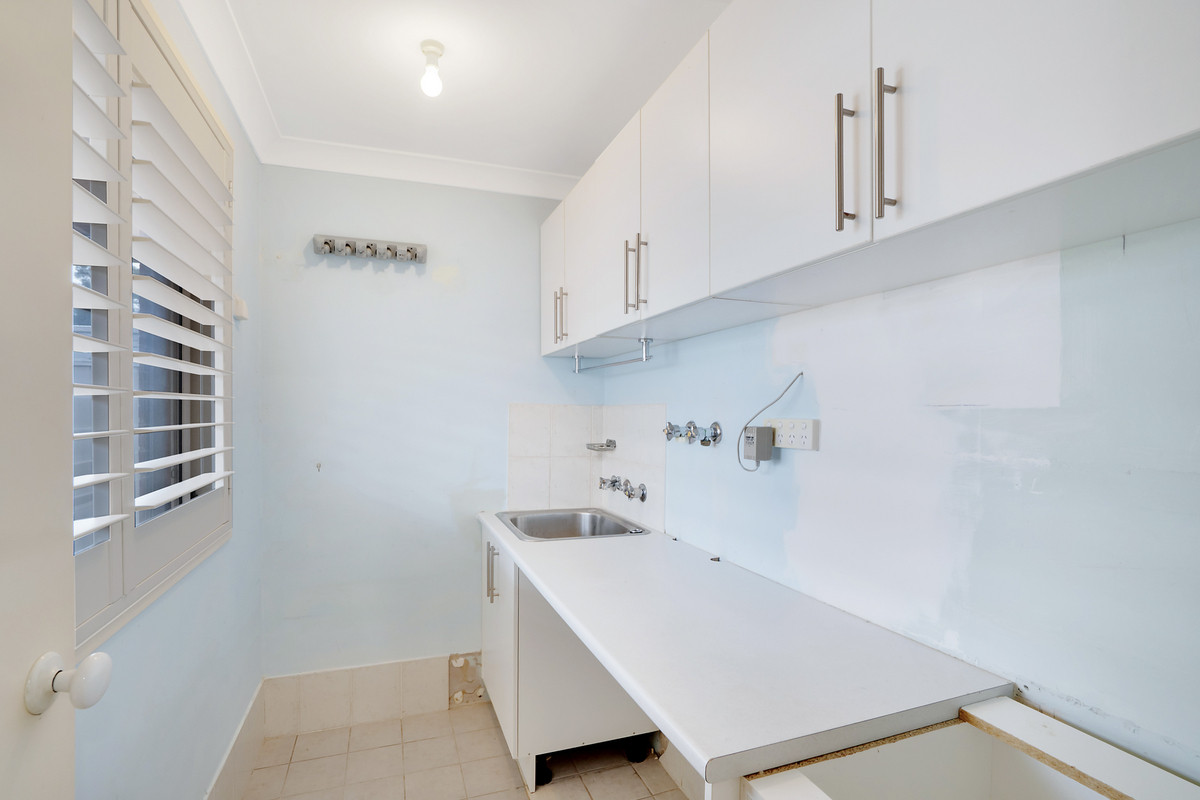 3-bedroom house at 5 ANGOPHORA CLOSE, Mount Hutton NSW 2290, , New South Wales
