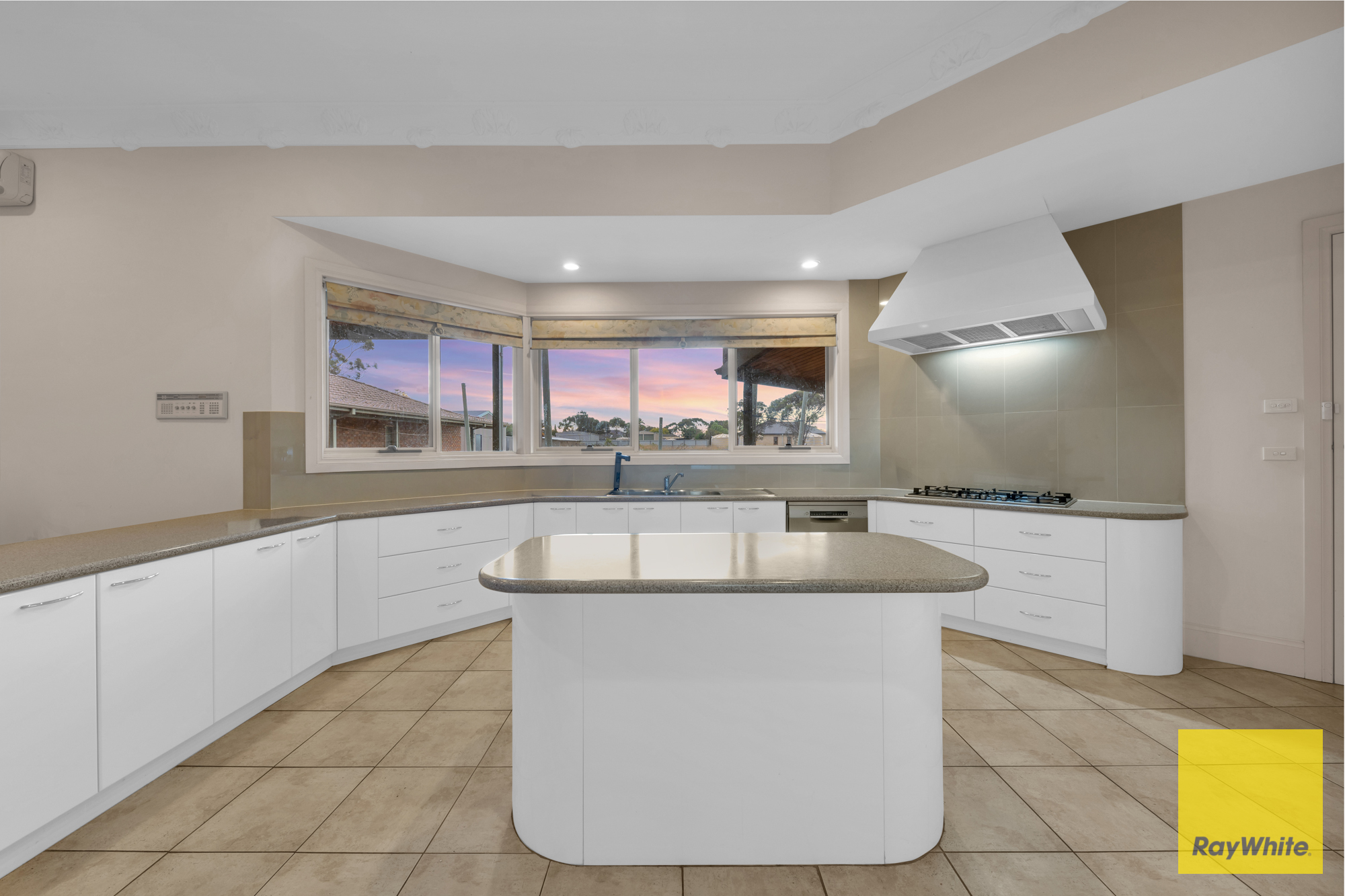 7-bedroom house at 18 BINDOWAN DRIVE, Hoppers Crossing VIC 3029, Wyndham, Victoria