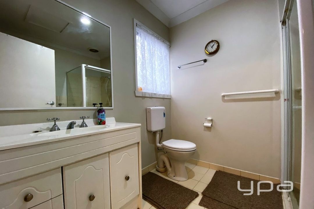 1-bedroom unit at 7 16 SOUTH CIRCULAR ROAD, GLADSTONE PARK VIC 3043, Hume, Victoria
