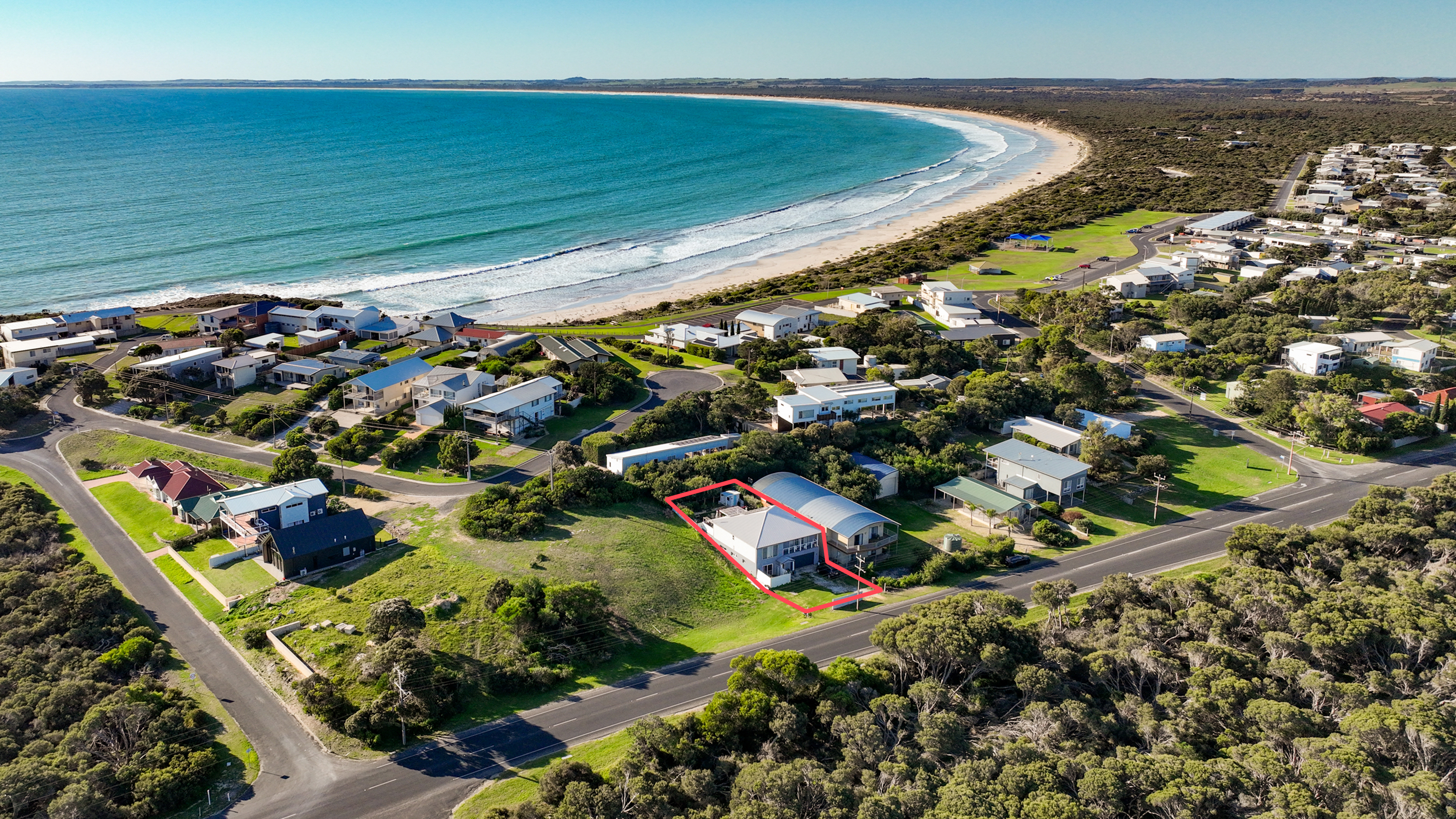 4-bedroom house at 61 Main Road, Robe, SA 5276, Robe, South Australia