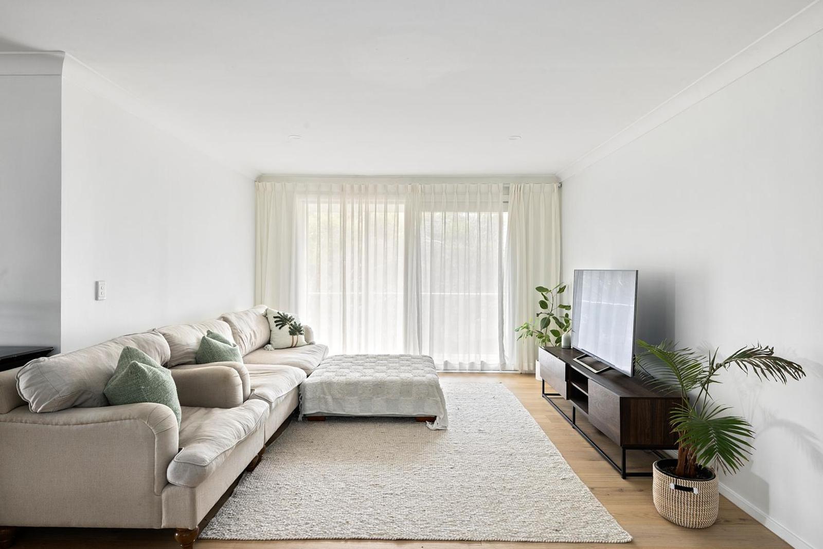 4 BONNYVIEW ROAD, Mount Eliza VIC 3930 - Image 2