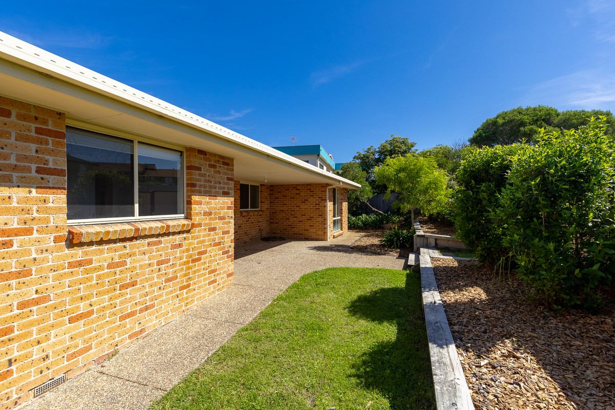 3-bedroom unit at 2/57 Headland Drive, Tura Beach, NSW 2548, Bega Valley, New South Wales