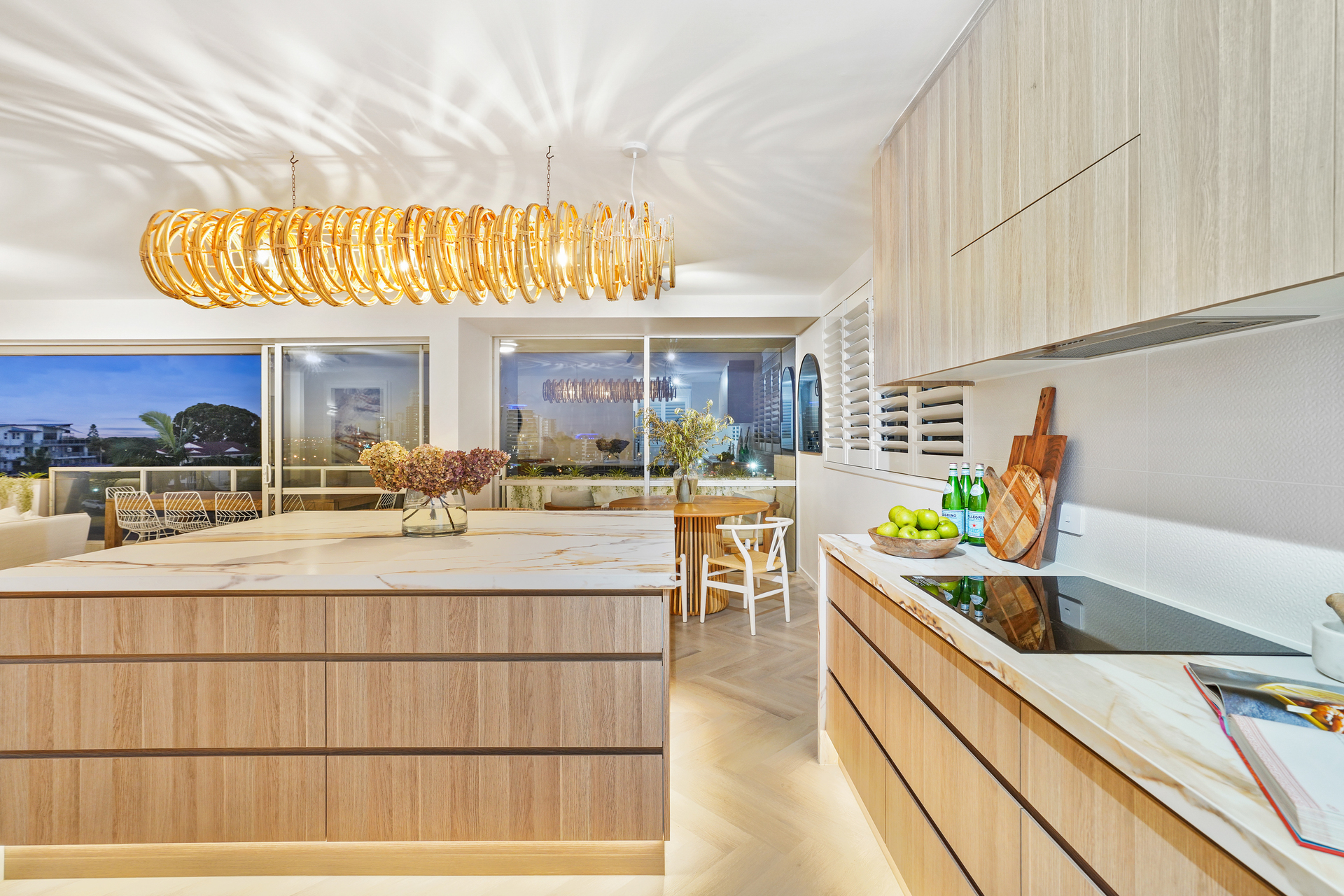 5/1 Hill Avenue, Burleigh Heads, QLD 4220 - Image 2