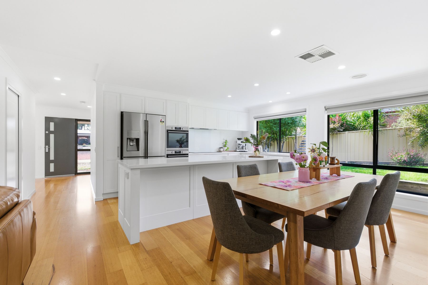 74 PIONEER DRIVE, Maiden Gully VIC 3551 - Image 3