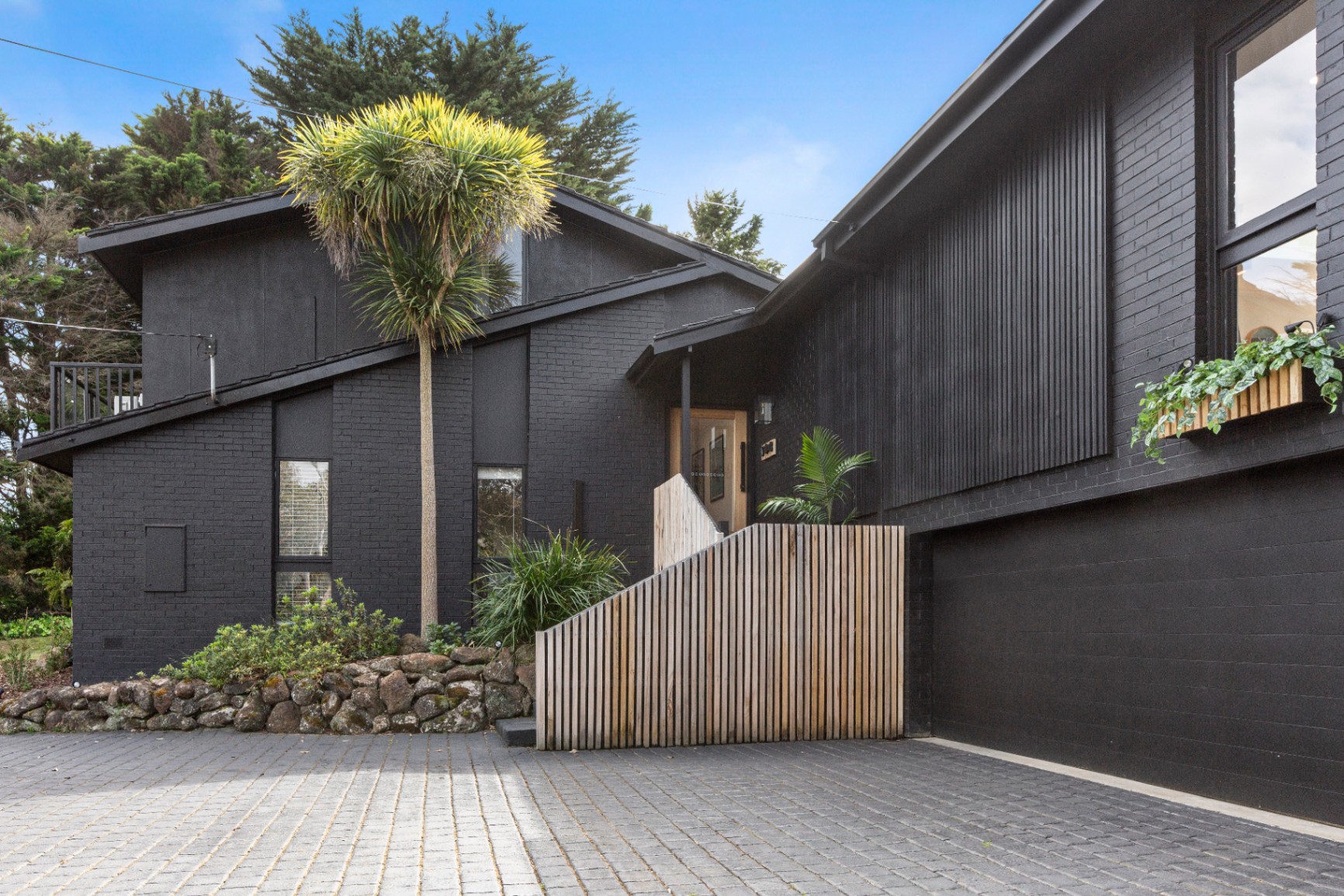 5 Lorrimore Close, Mount Eliza, VIC 3930 - Image 1