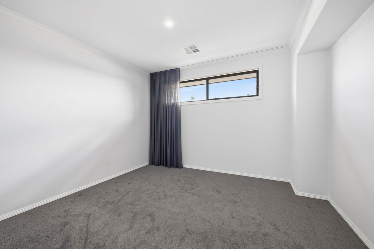 5-bedroom house at 10 PETER STREET, Angle Vale SA 5117, Playford, South Australia