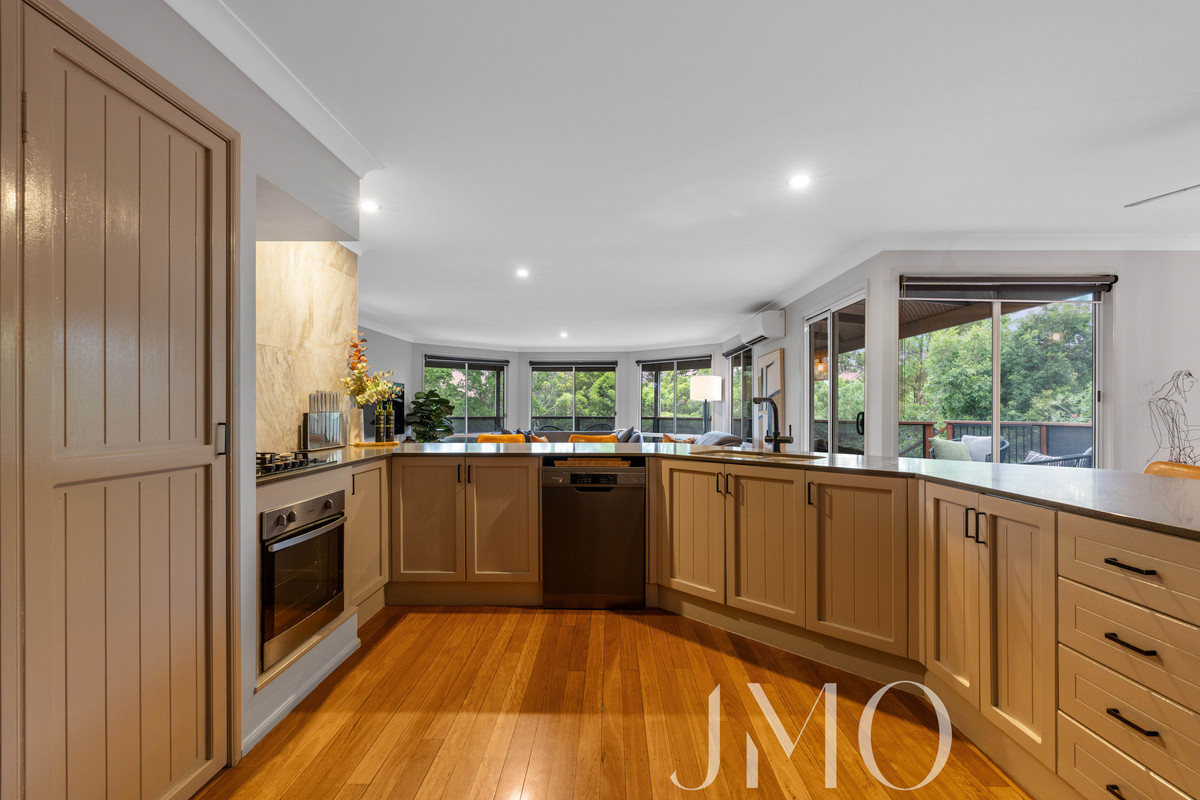 16 CARINYA COURT, Pimpama QLD 4209 - Image 6