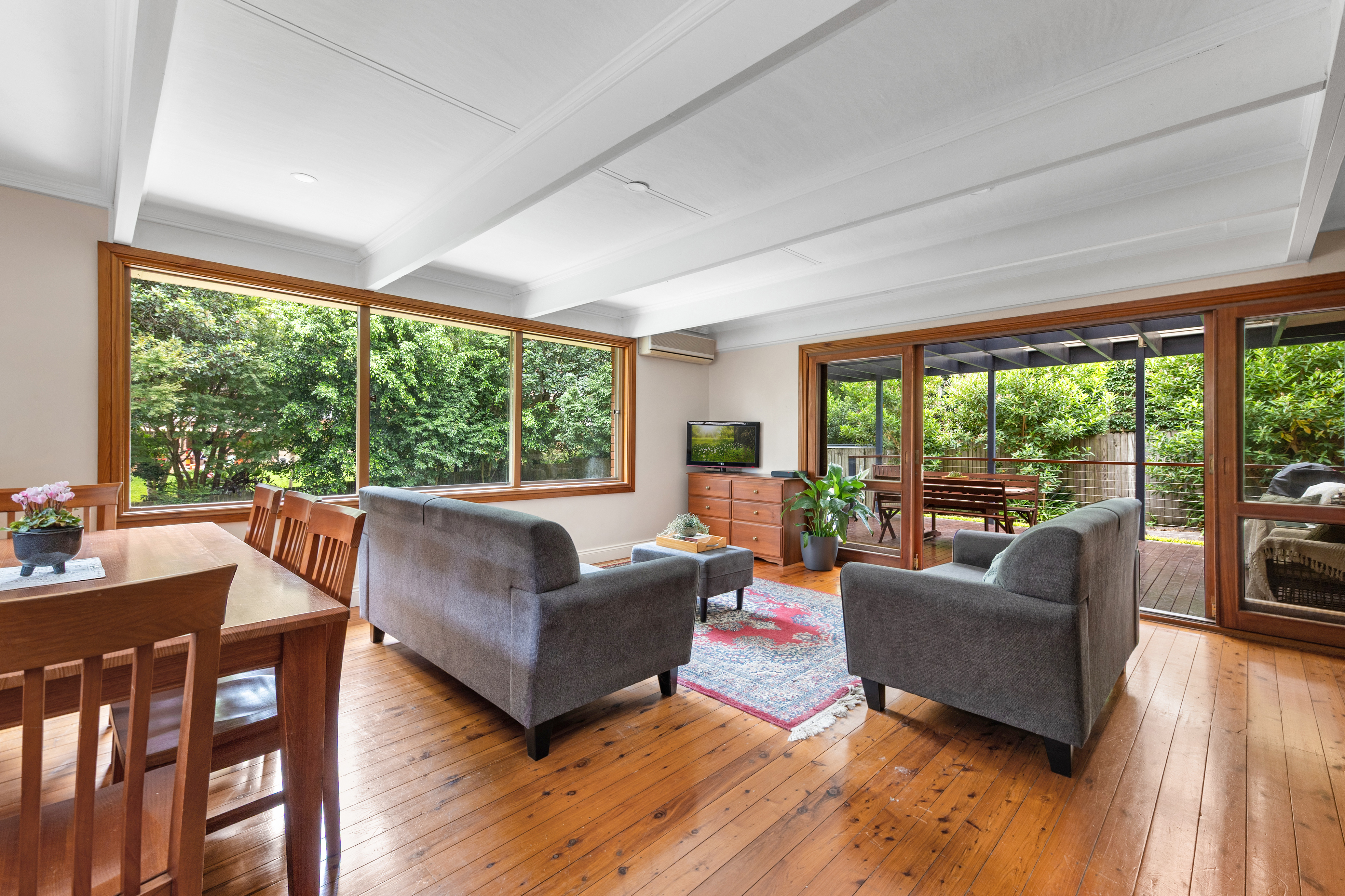 5-bedroom house at 7 Yarrennan Avenue, West Pymble, NSW 2073, Ku-Ring-Gai, New South Wales