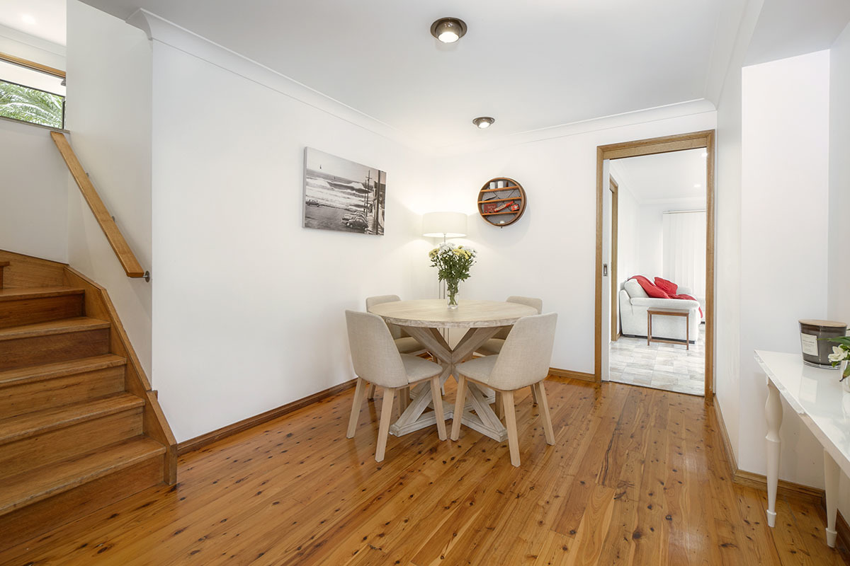 12 Clough Avenue, Illawong, NSW 2234 - Image 6