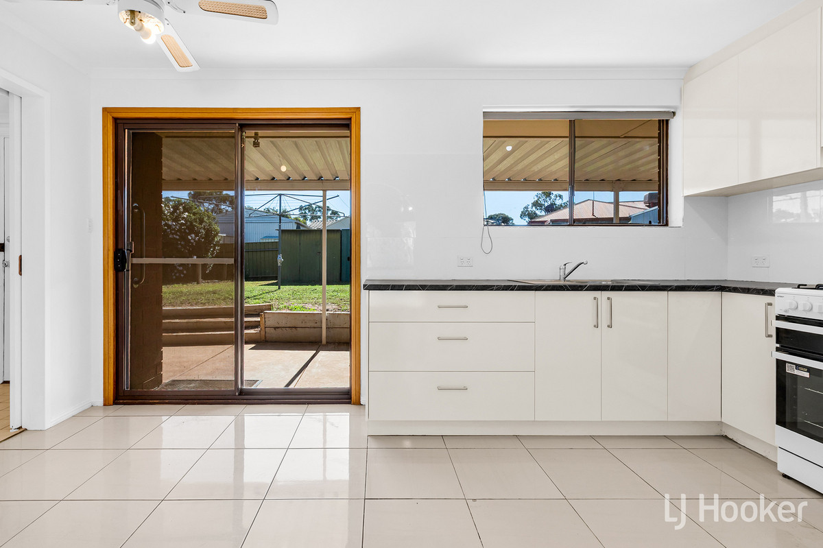 23 Tatura Court, Craigmore, SA 5114 - Image 3