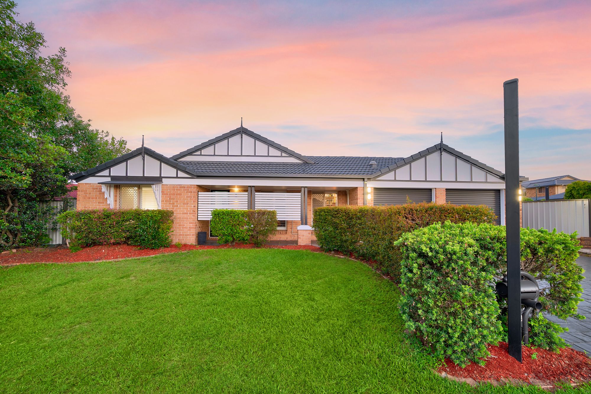 5-bedroom house at 98 Bannockburn Crescent, Parkinson, QLD 4115, , Queensland