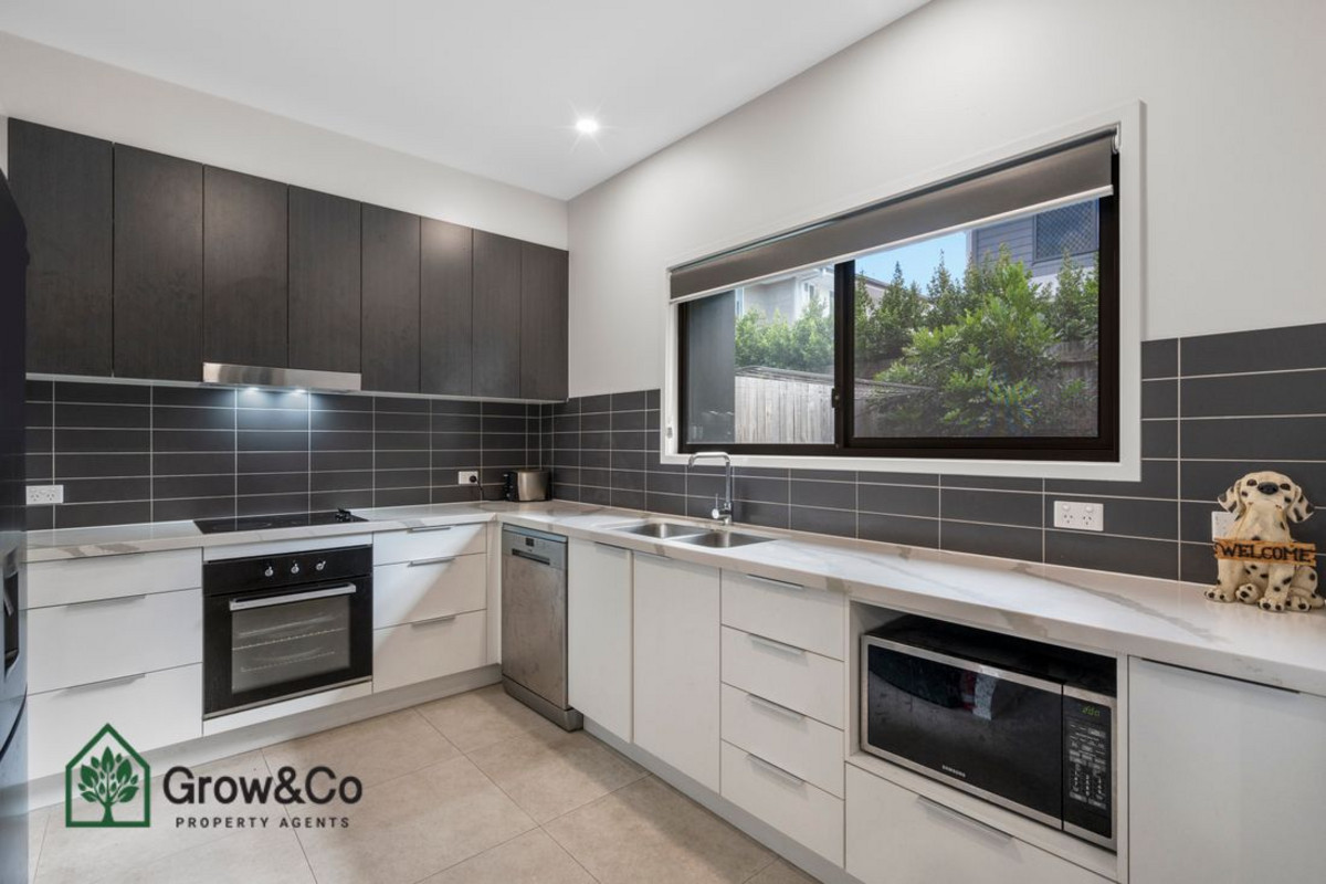 4-bedroom unit at 36/38 Creekside Terrace, Albany Creek, QLD 4035, Moreton Bay, Queensland