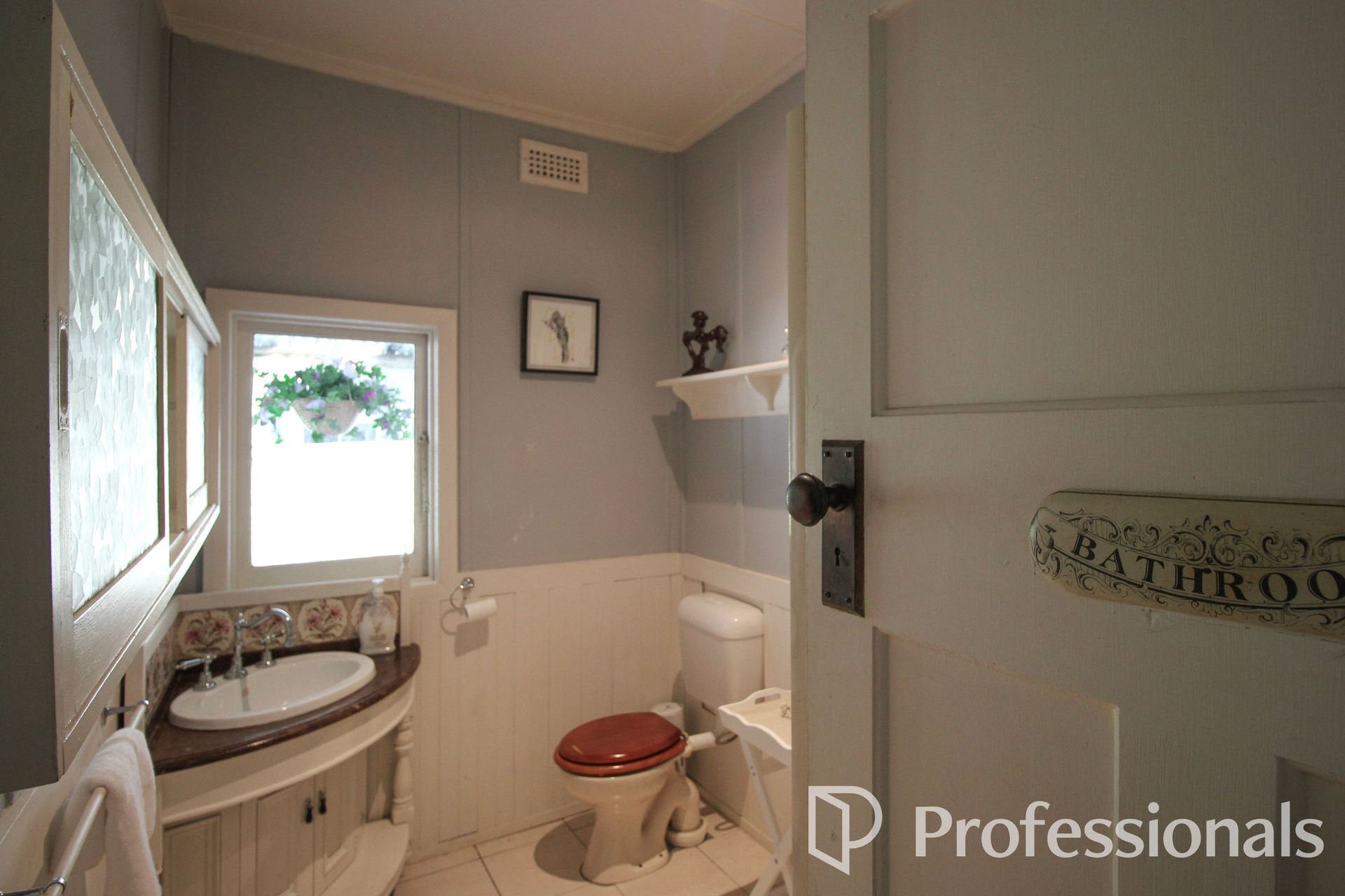 3-bedroom house at 9 King Street, Rosedale, VIC 3847, Wellington, Victoria