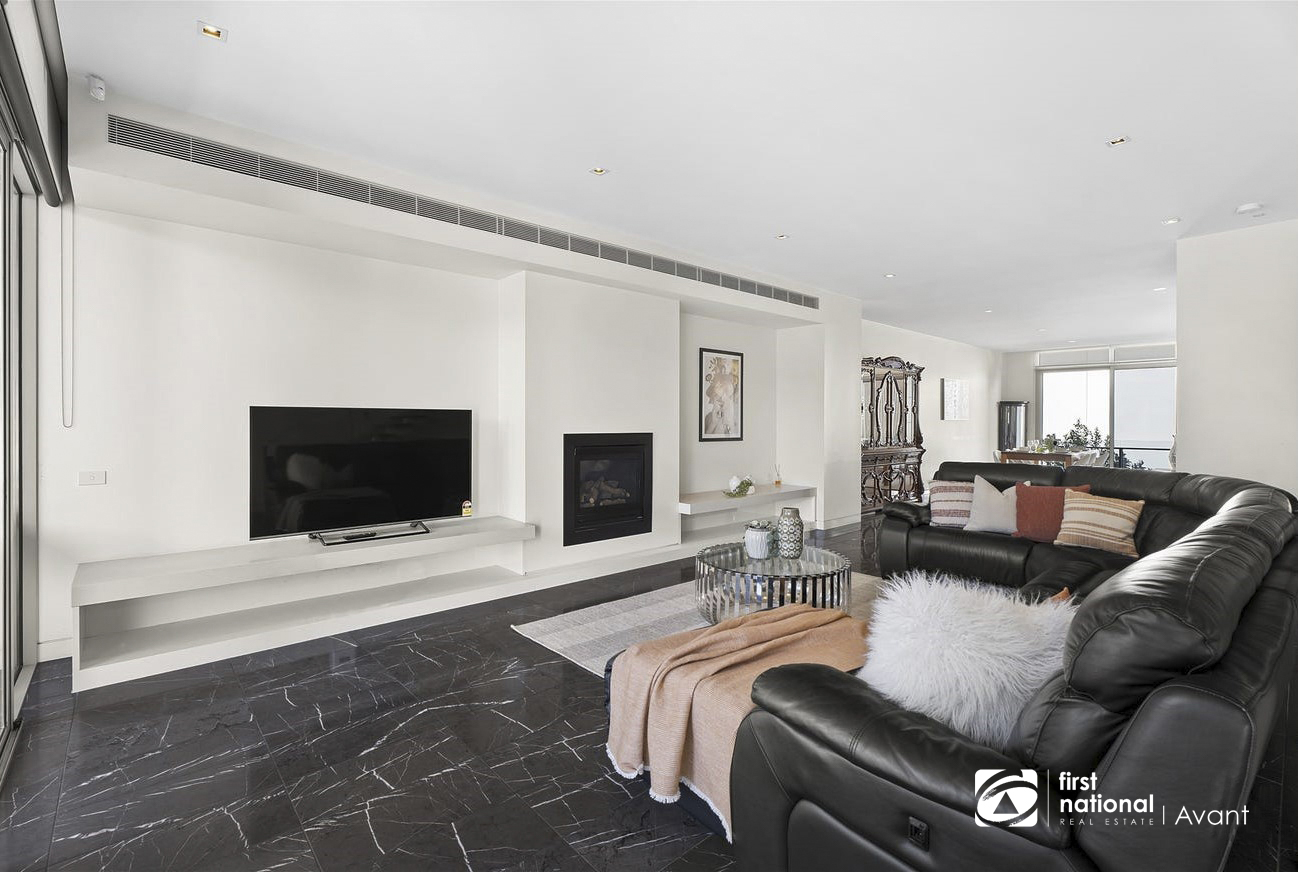 4-bedroom unit at 11 AUGUSTA AVENUE, Docklands VIC 3008, Melbourne, Victoria