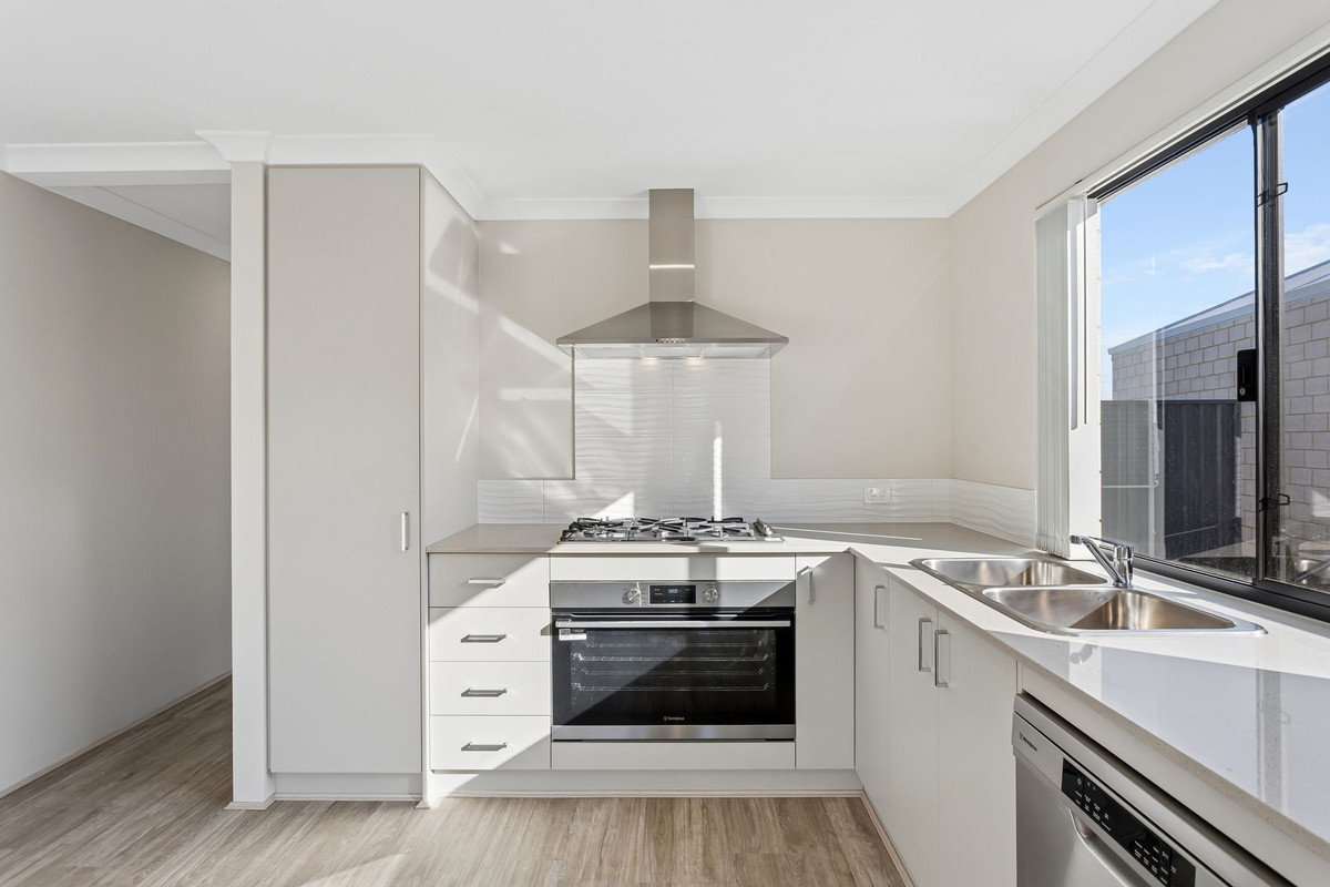 4-bedroom house at 40 Jewel Way, Banksia Grove, Wa, 6031, Wanneroo, Western Australia