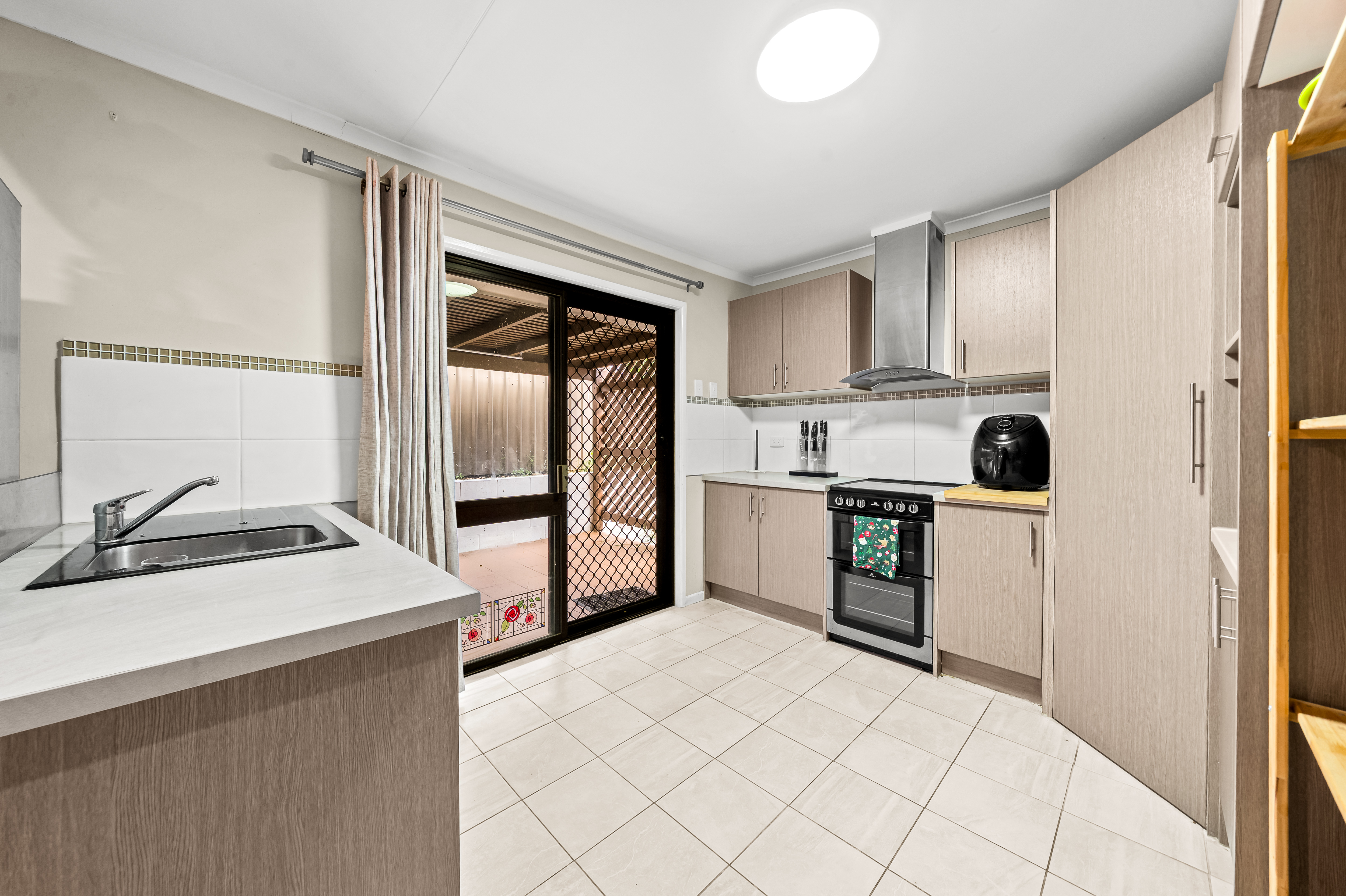 5 SASA PLACE, Runcorn QLD 4113 - Image 8
