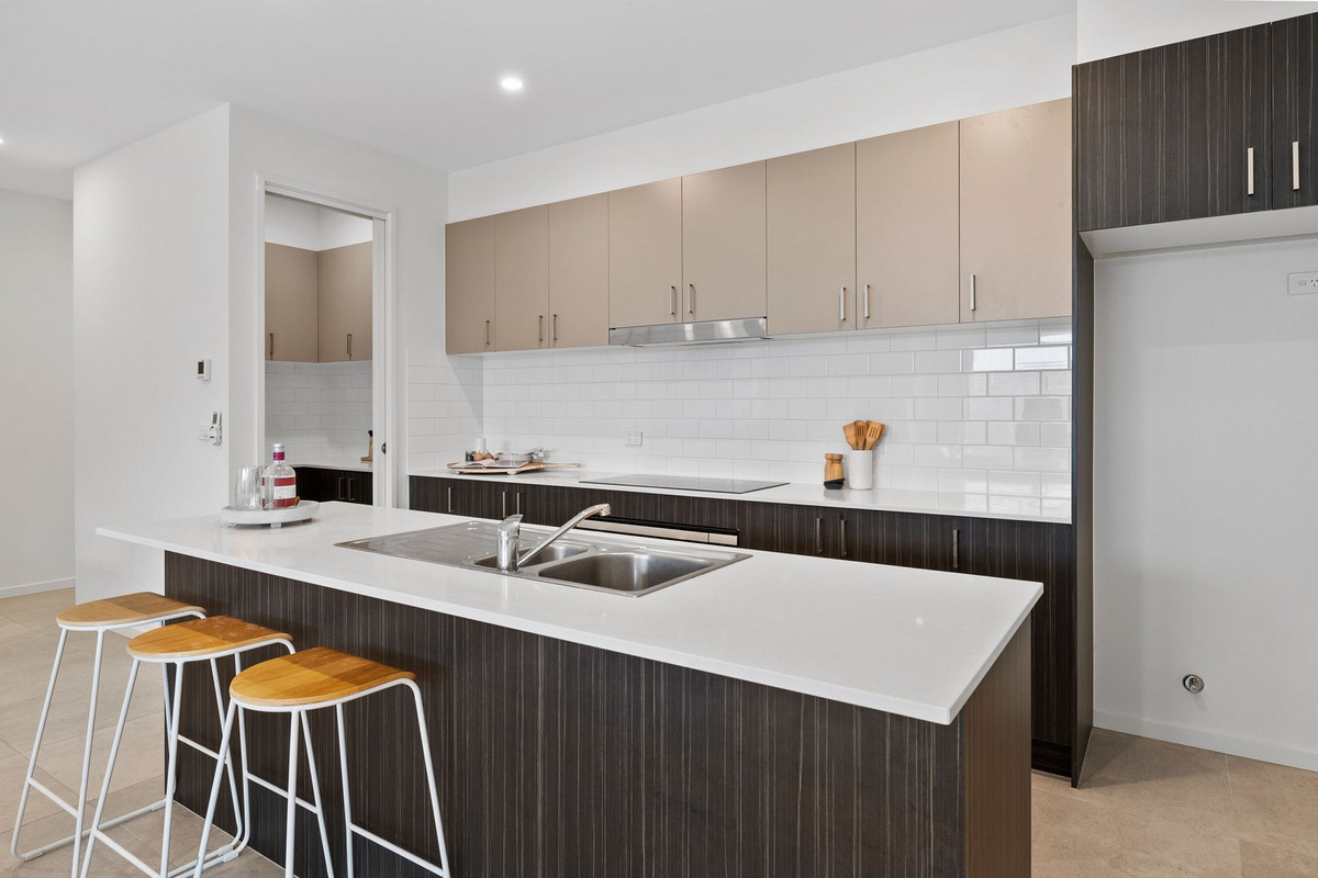 24 Dupree Street, Torquay, VIC 3228 - Image 2