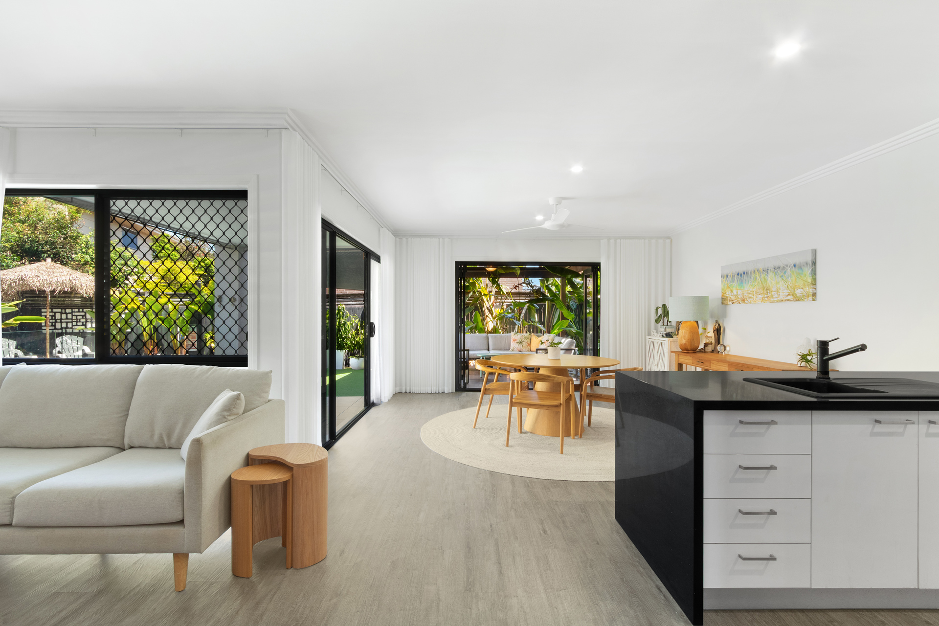 2 52 TALLEBUDGERA DRIVE, PALM BEACH QLD 4221 - Image 2