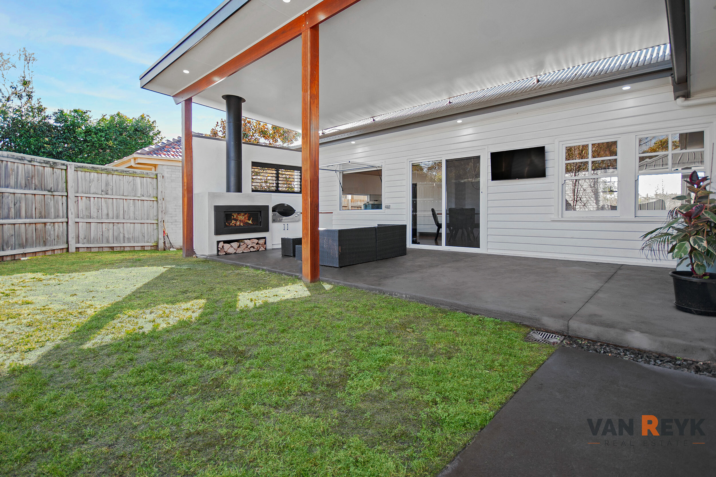 3-bedroom house at 53 Riverine Street, Bairnsdale, VIC 3875, East Gippsland, Victoria