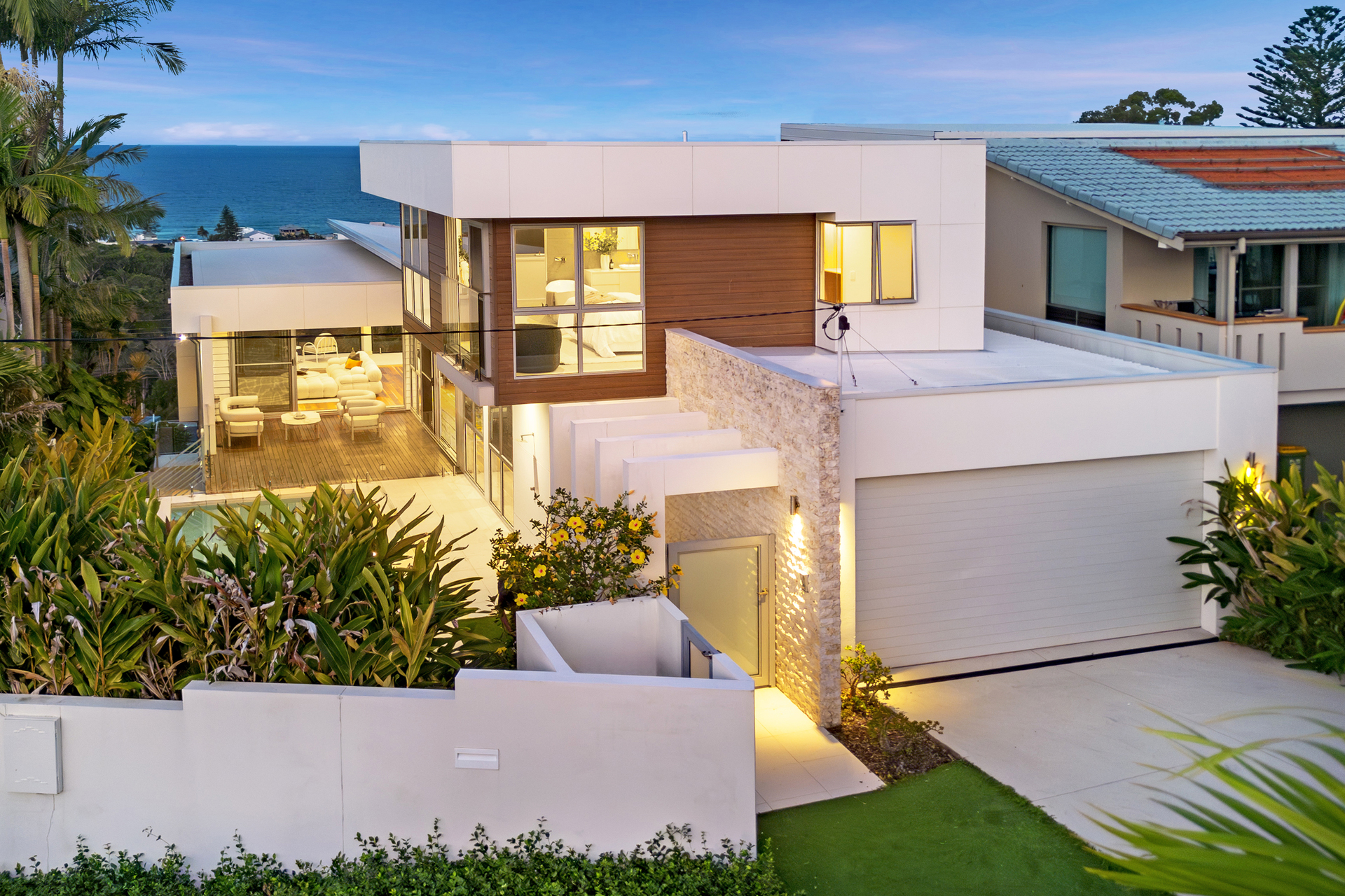 15 Pall Mall Avenue, Currumbin, Qld, 4223 - Image 2
