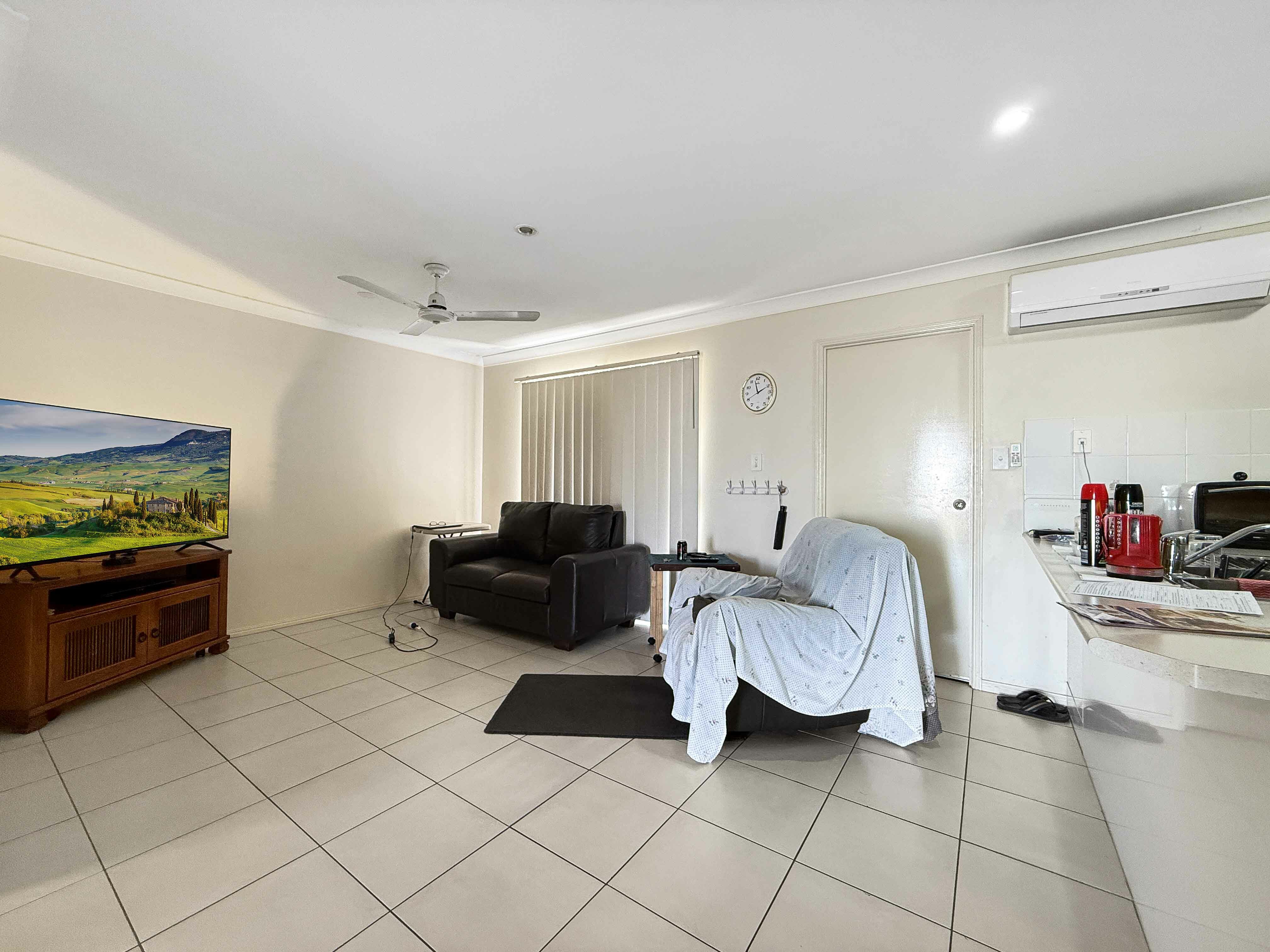 3-bedroom unit at 1/45 Cooper Street, Laidley, QLD 4341, Lockyer Valley, Queensland