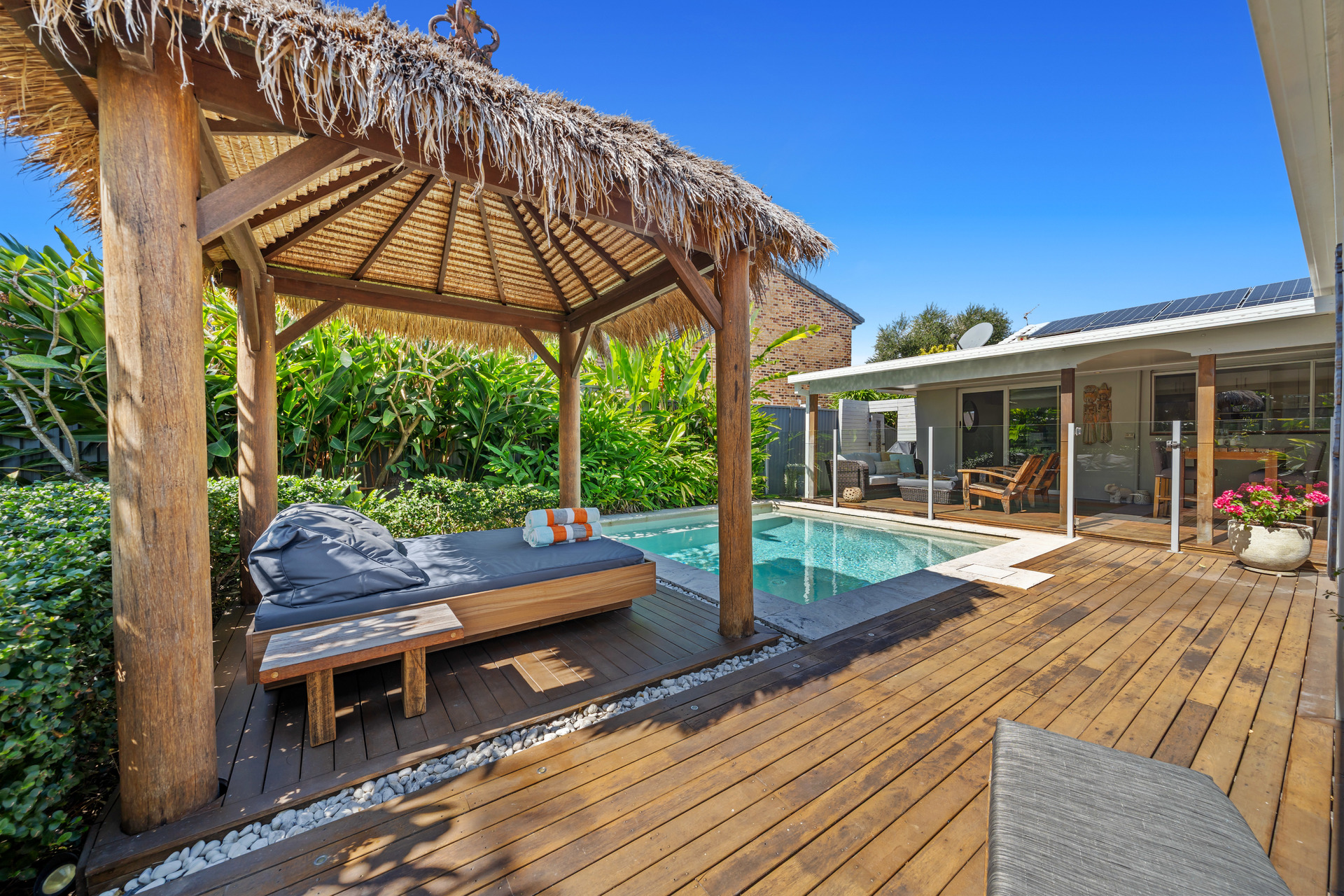5 PINTAIL CRESCENT, Burleigh Waters QLD 4220 - Image 2