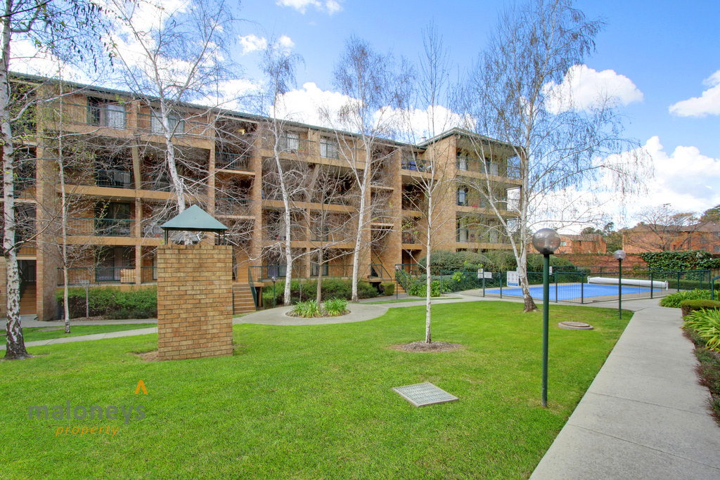 1-bedroom unit at ROYSTONVALE 68 10 EYRE STREET, GRIFFITH ACT 2603, Unincorporated Act, Australian Capital Territory