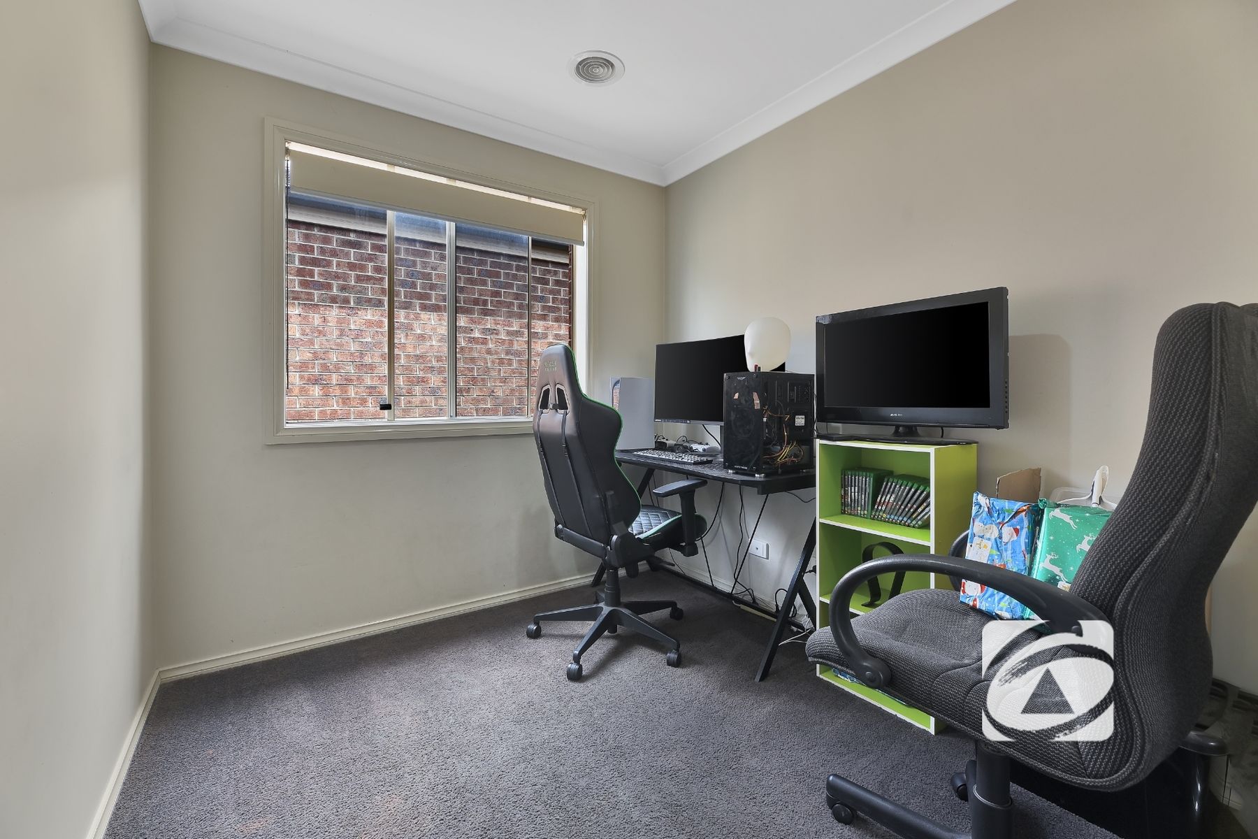 15 Goulburn Street, Cranbourne East, VIC 3977 - Image 4