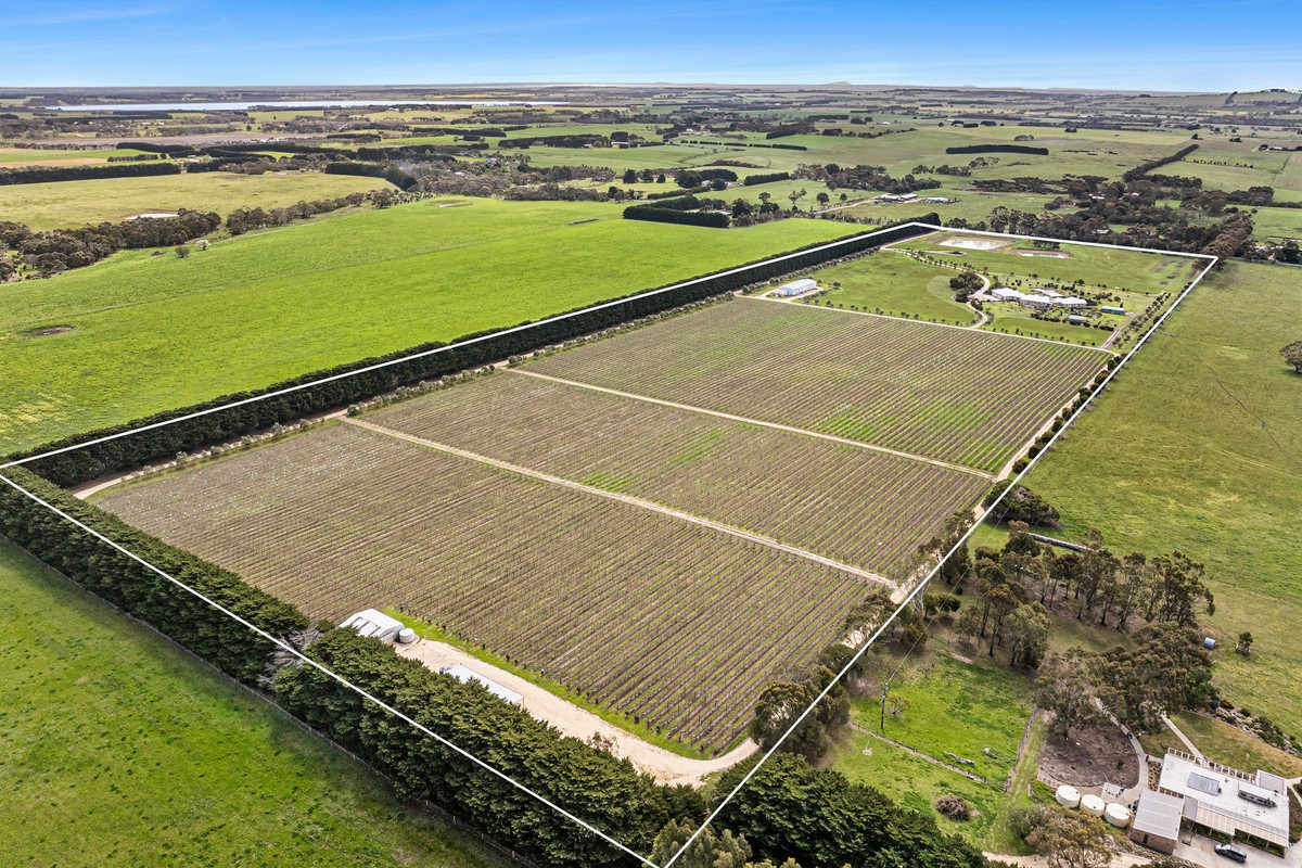 4-bedroom house at 125 Larcombes Road, Modewarre, VIC 3240, Surf Coast, Victoria