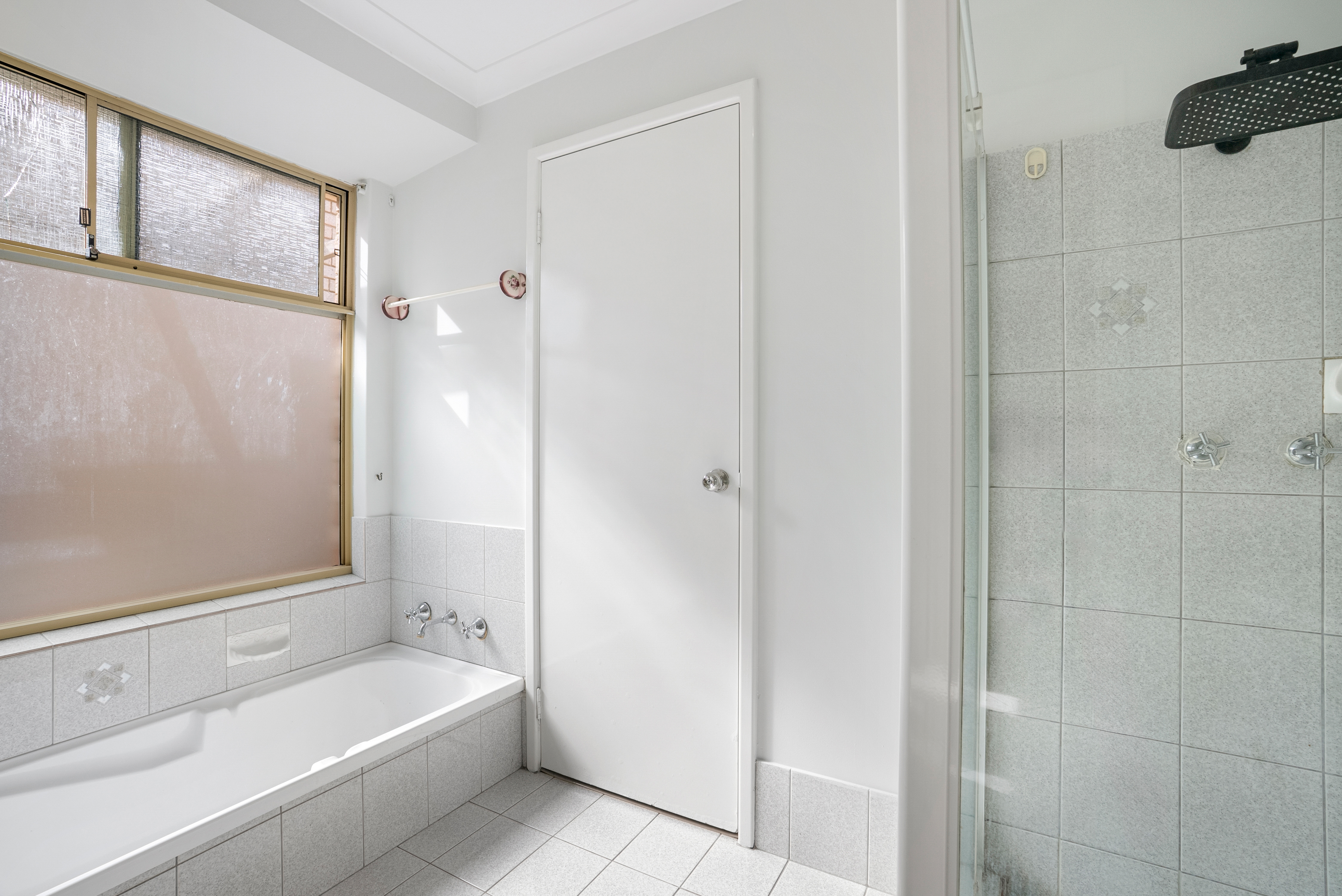 5 Lisbon Place, Warnbro, WA 6169 - Image 8